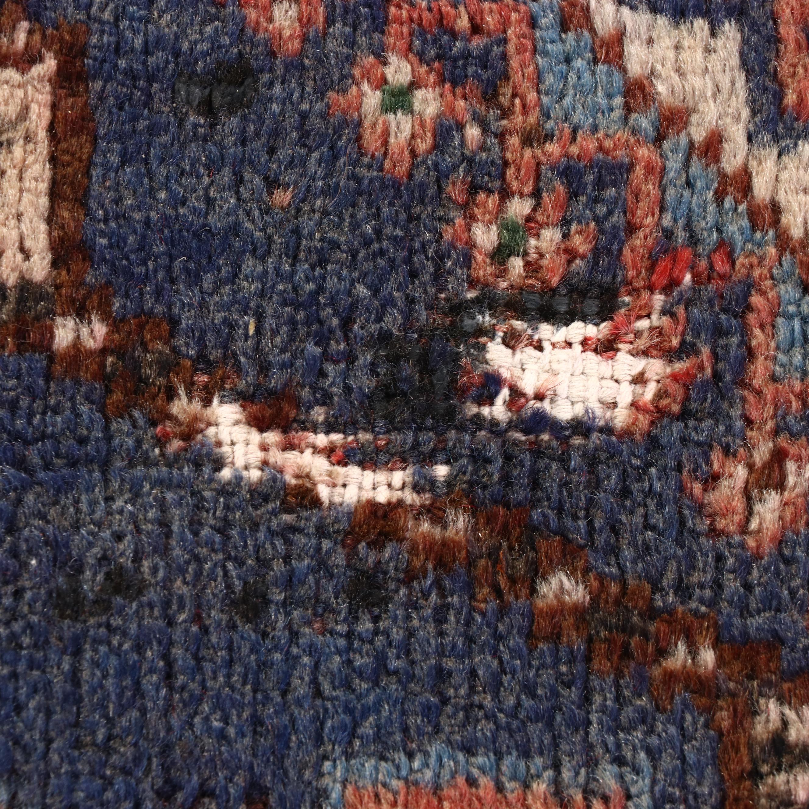 2'9 x 3'10 Hand-Knotted Persian Qashqai Accent Rug