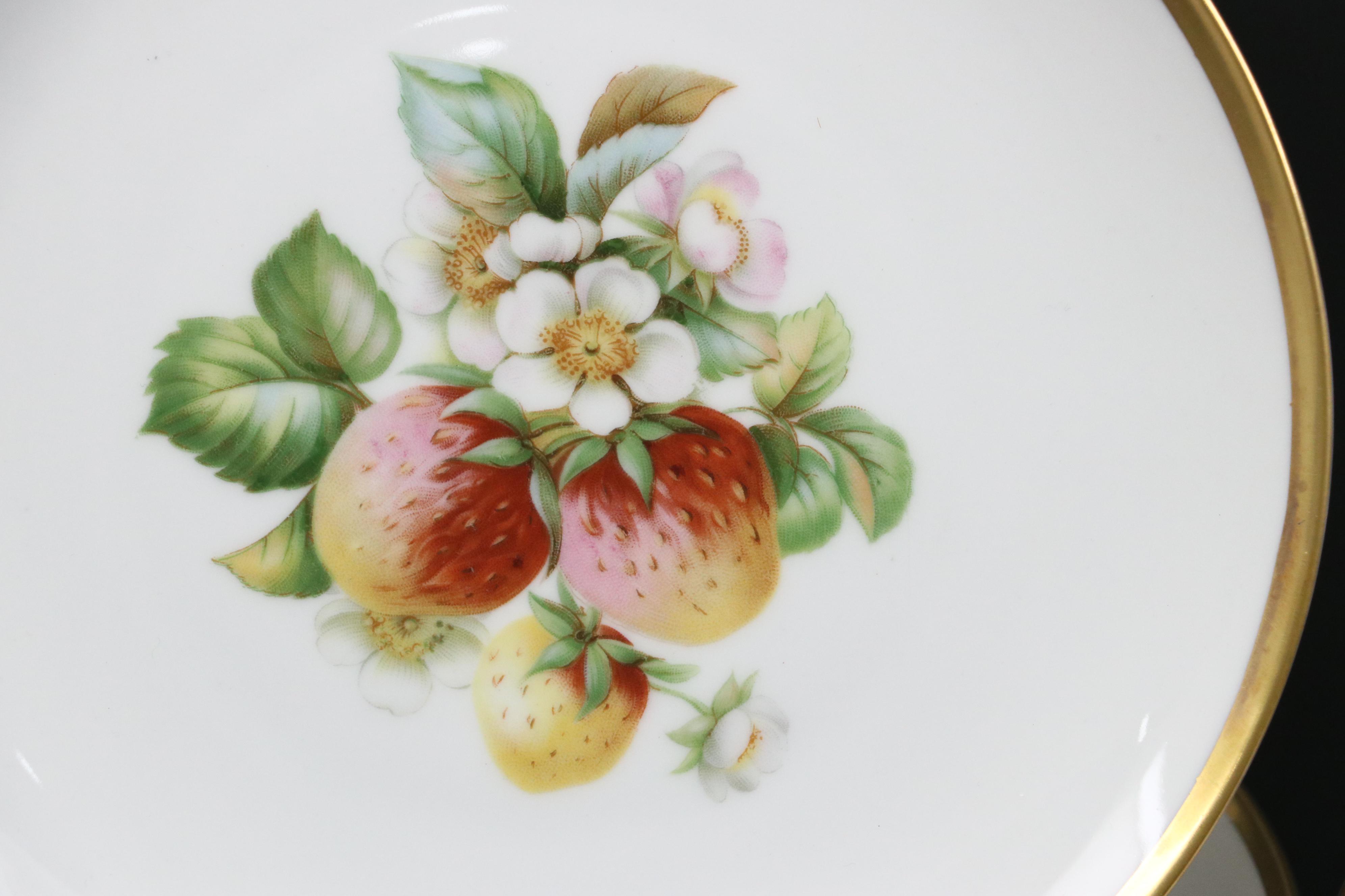 Hutschenreuther Pasco "Fruit" Porcelain Salad Plates, Mid to Late 20th Century