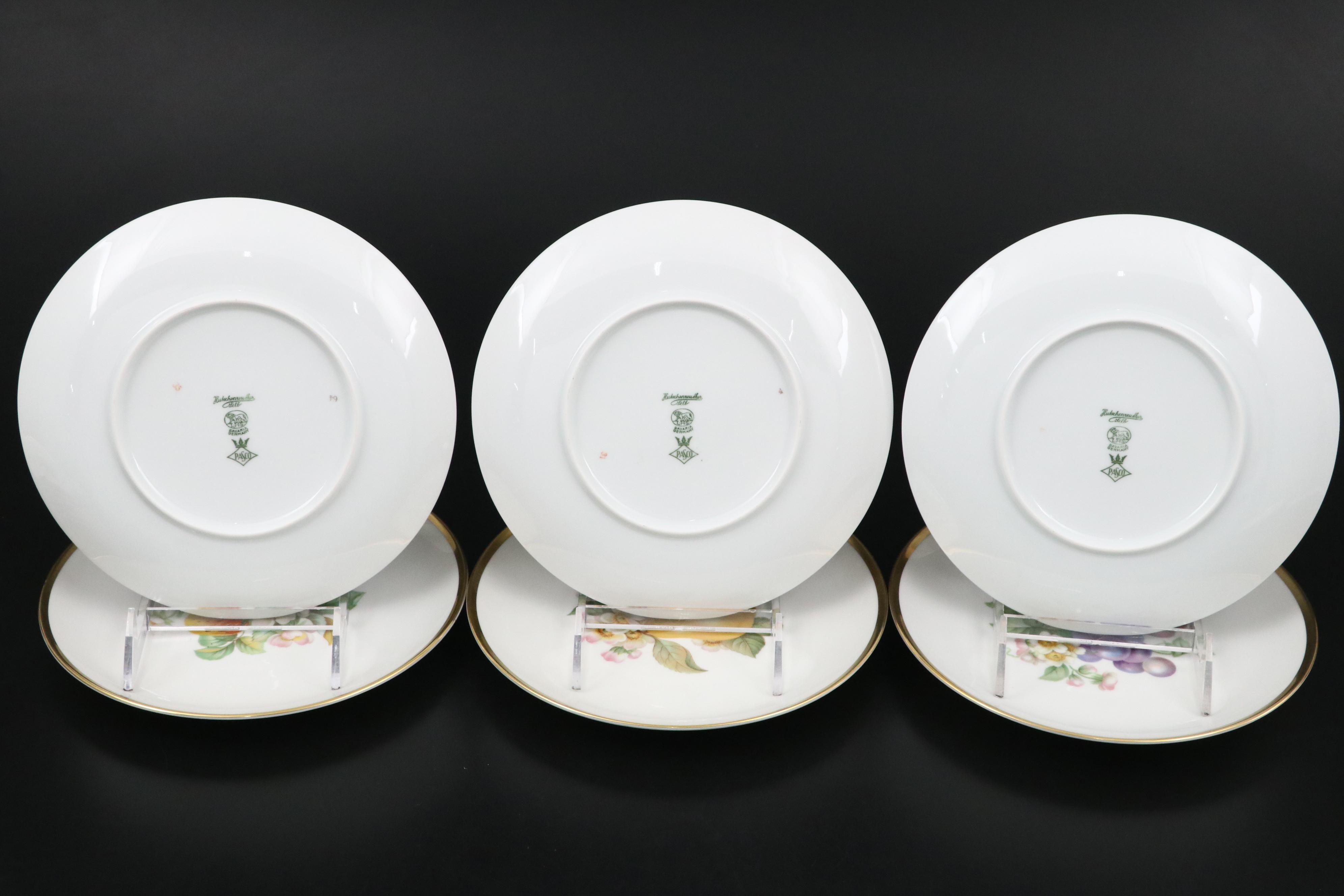 Hutschenreuther Pasco "Fruit" Porcelain Salad Plates, Mid to Late 20th Century