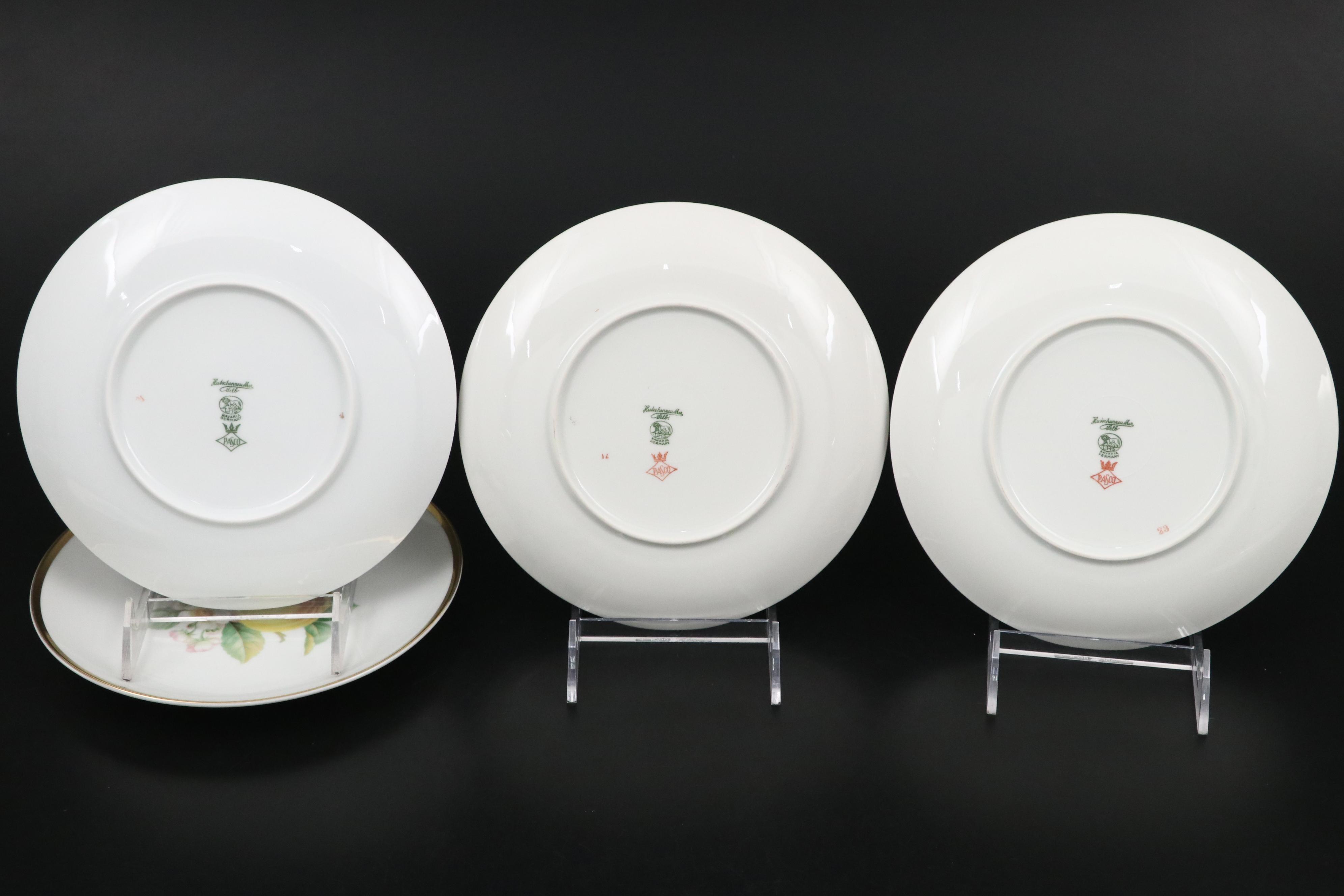 Hutschenreuther Pasco "Fruit" Porcelain Salad Plates, Mid to Late 20th Century