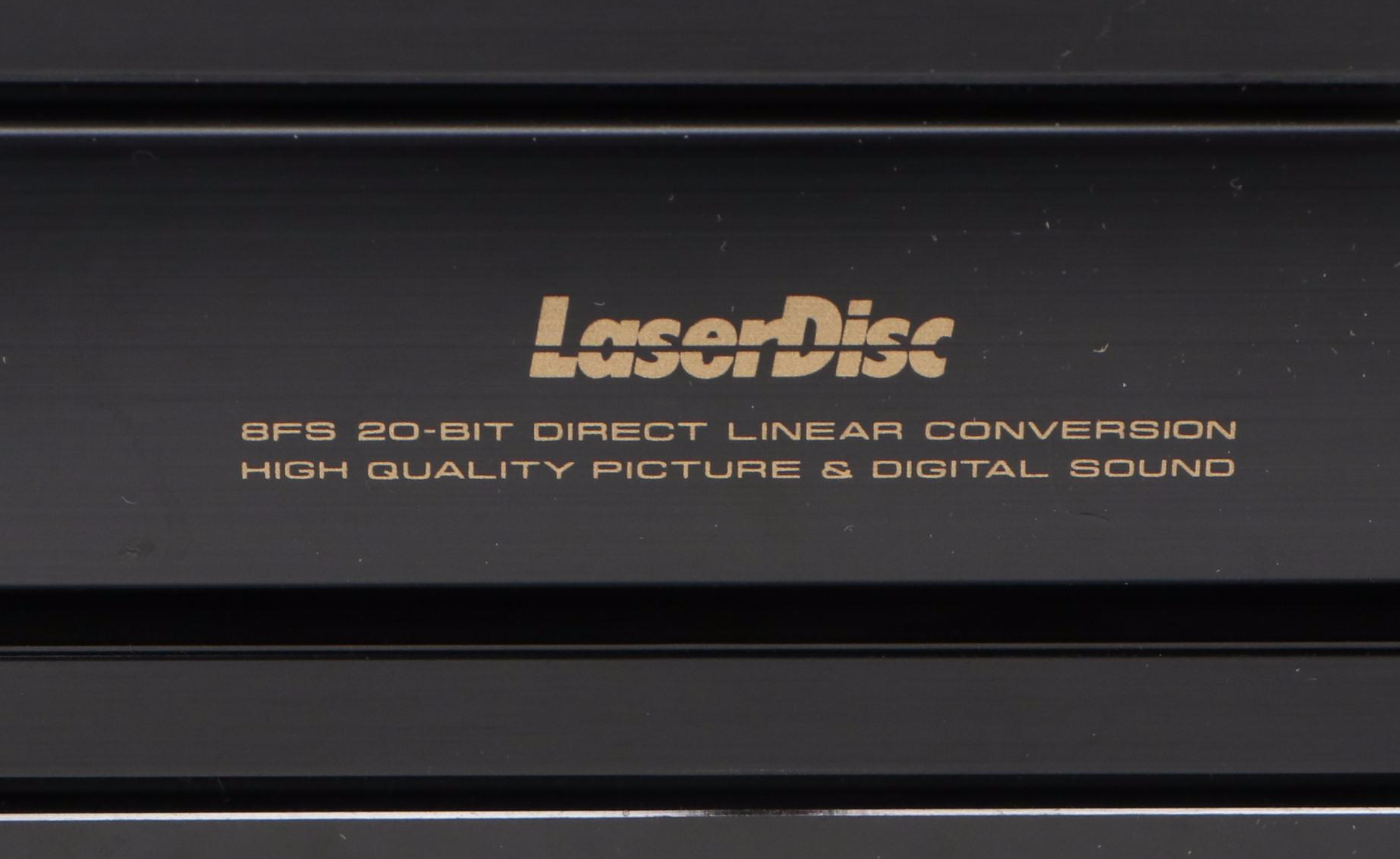 Pioneer CLD-1080 LaserDisc and CD Player, 1990