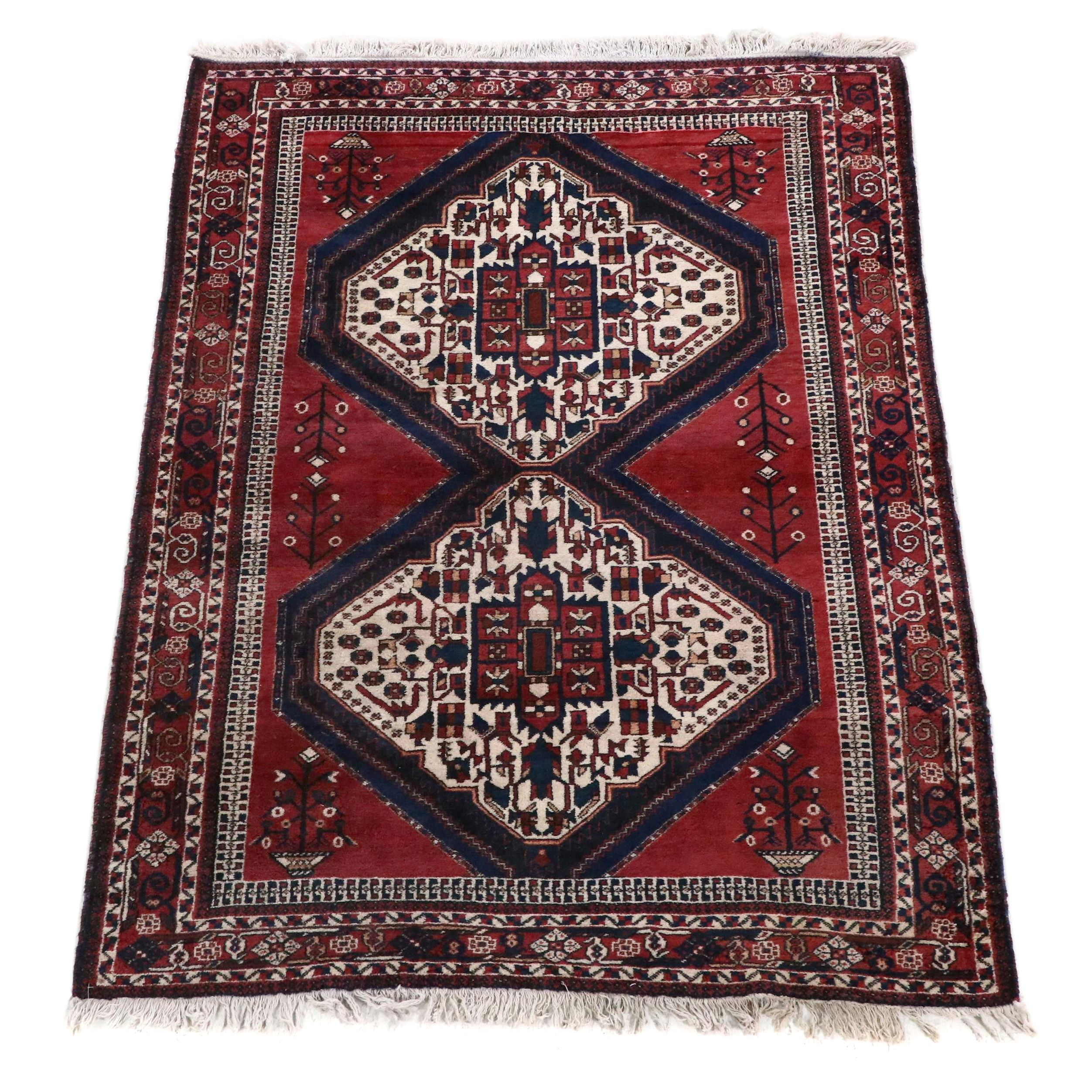 4'9 x 7'5 Hand-Knotted Persian Shiraz Area Rug