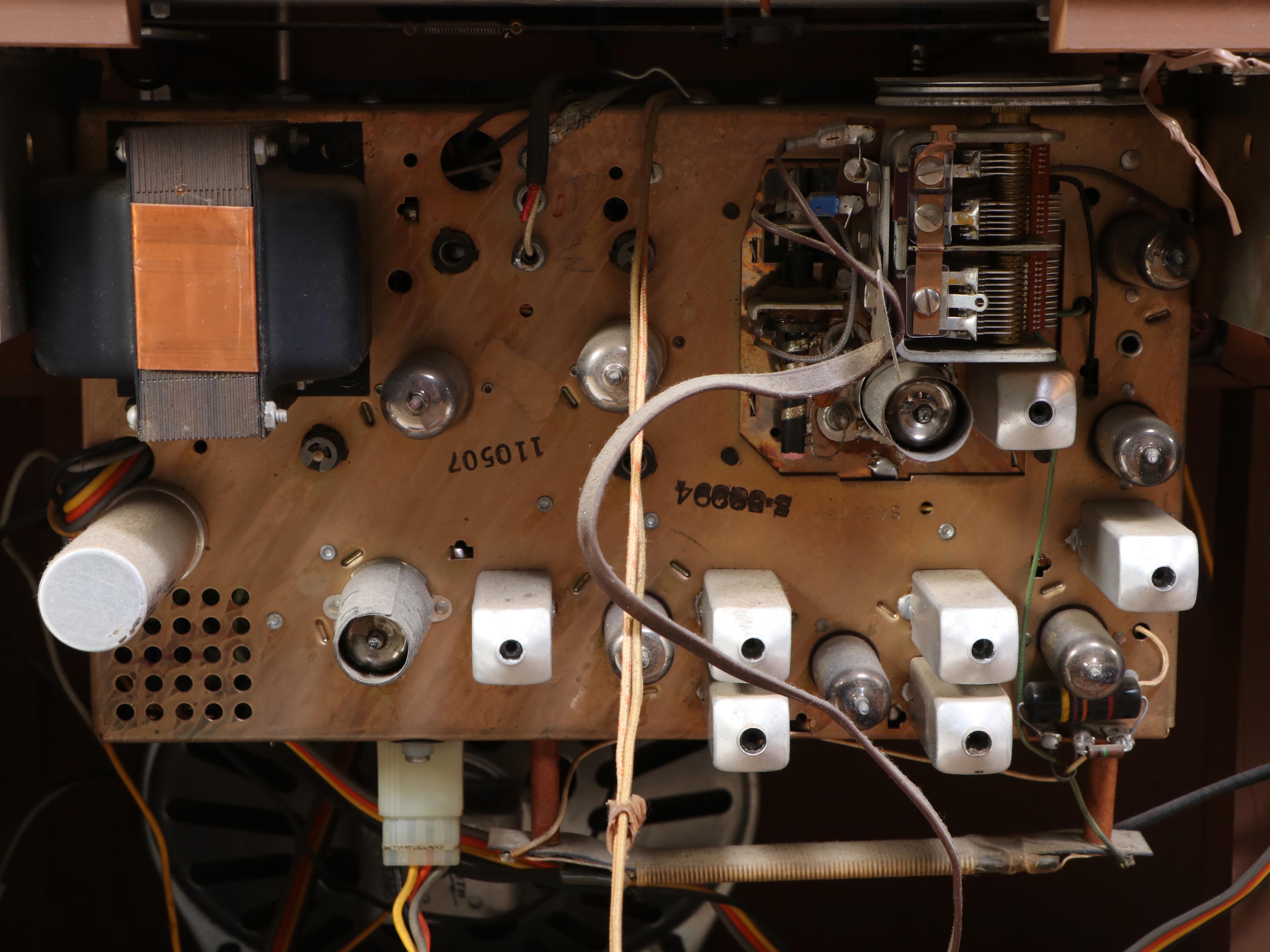 Zenith MCM Style MK2601 Stereo Console with Record Player, Mid-20th Century