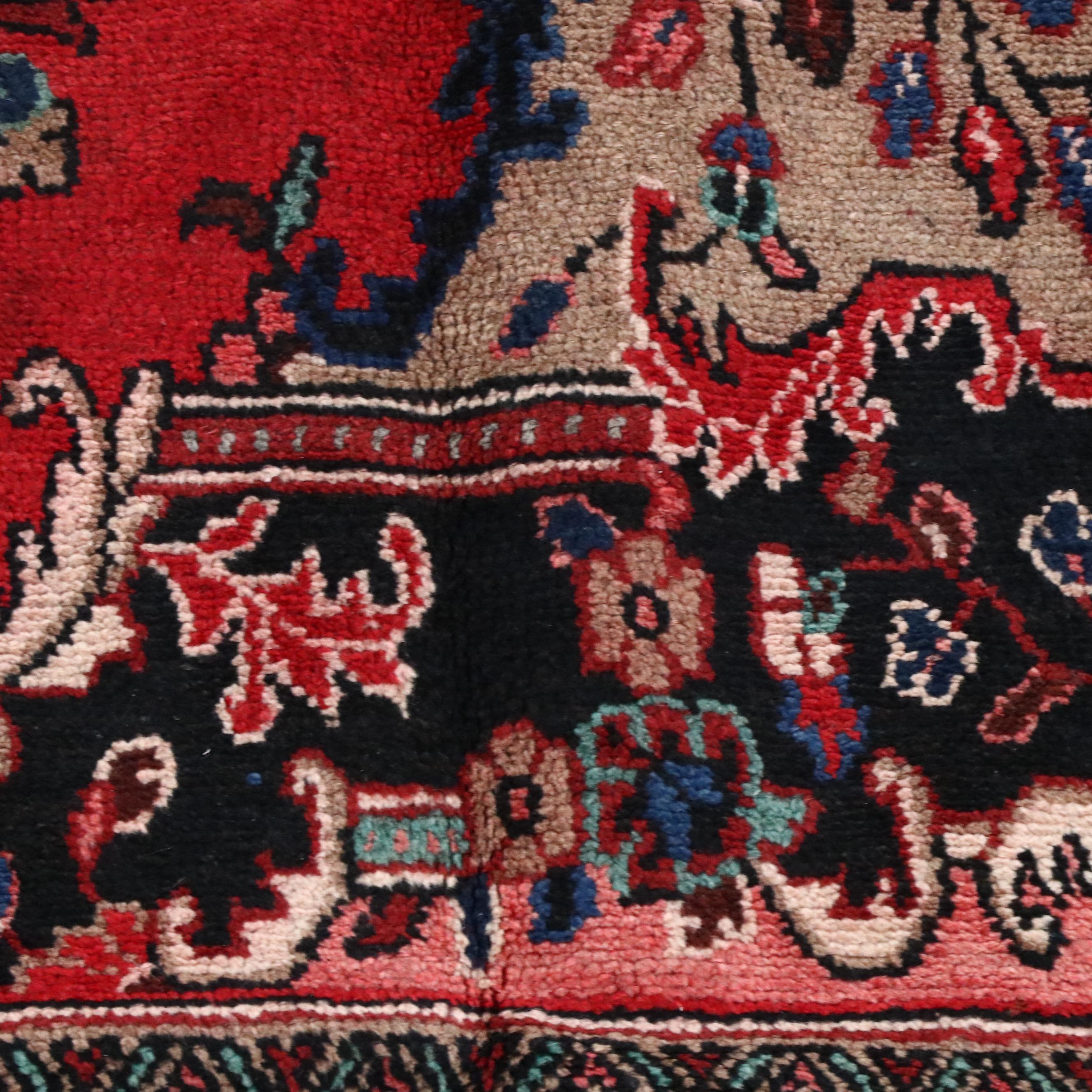 8'5 x 12' Hand-Knotted Persian Qazvin Area Rug