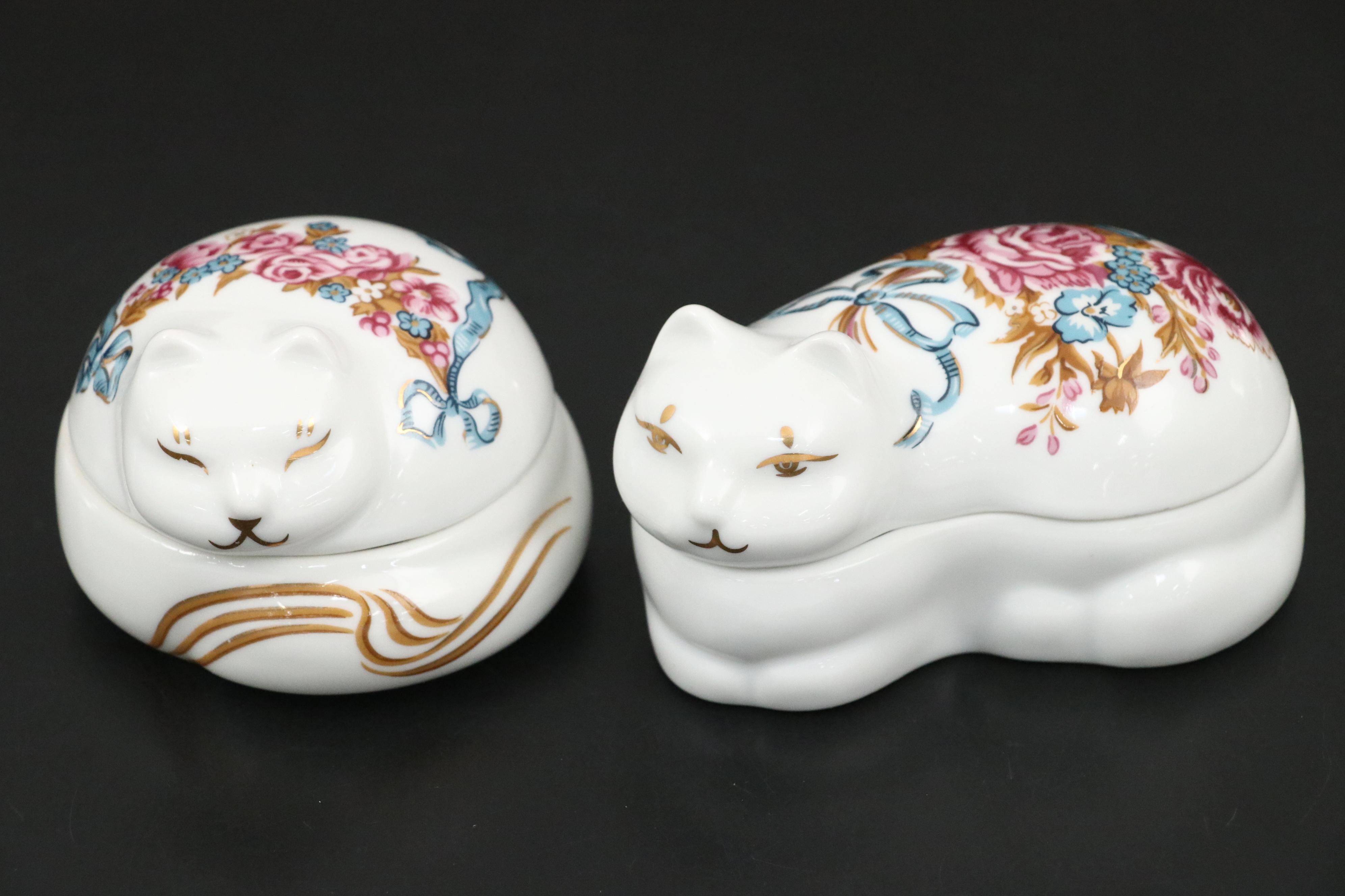 Elizabeth Arden Porcelain Cat Candles and Box