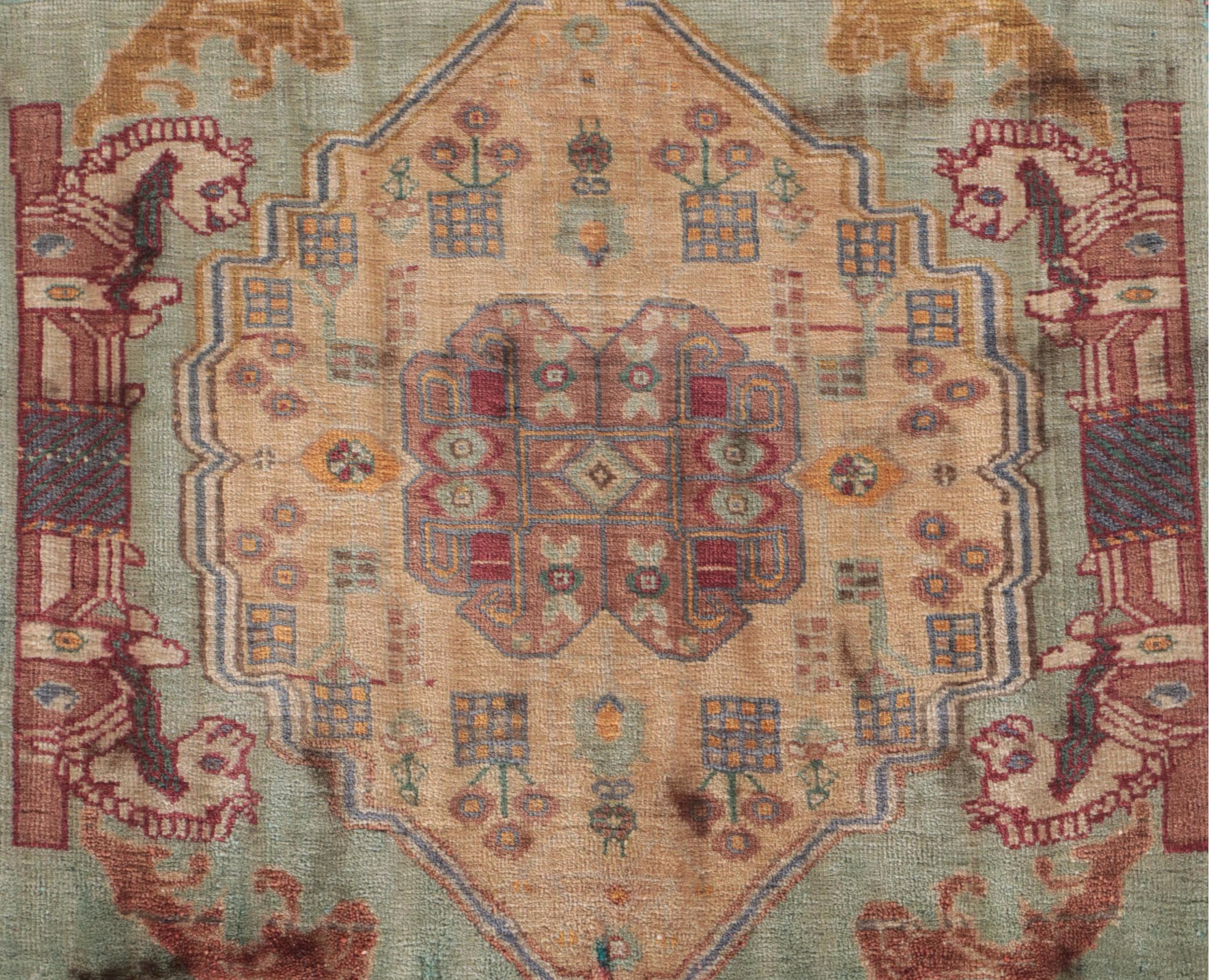 2'  x 2'4 Hand-Knotted Persian Qashqai Persepolis Head Floor Mat