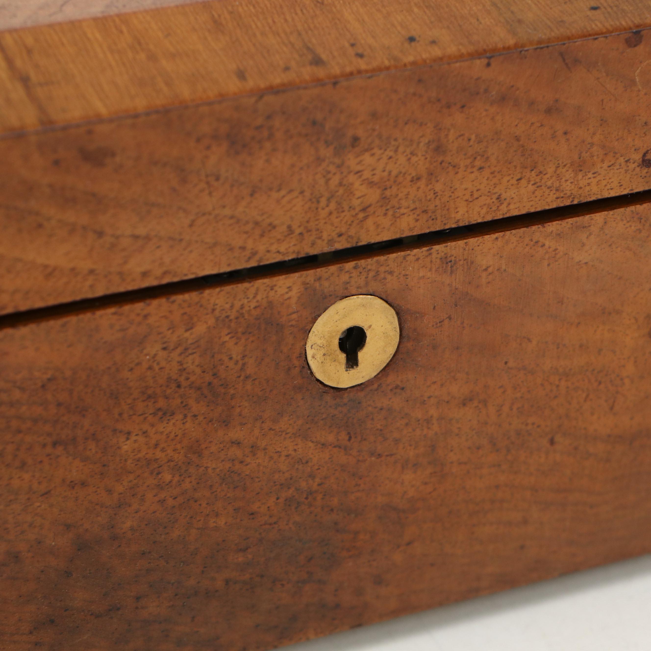 Victorian Walnut Lap Desk, Late 19th Century