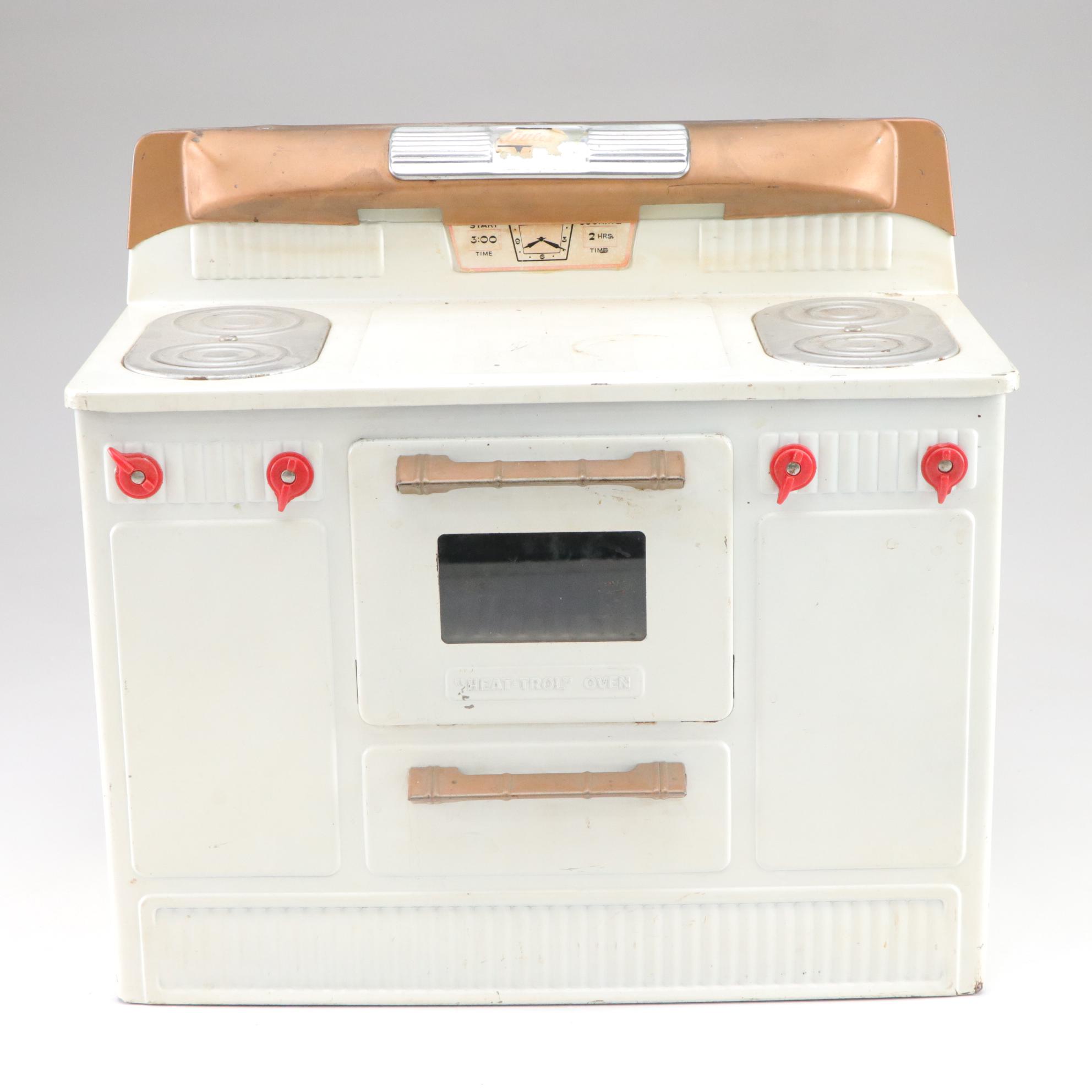 Empire "Little Lady" Children's Electric Toy Stove, 1950s