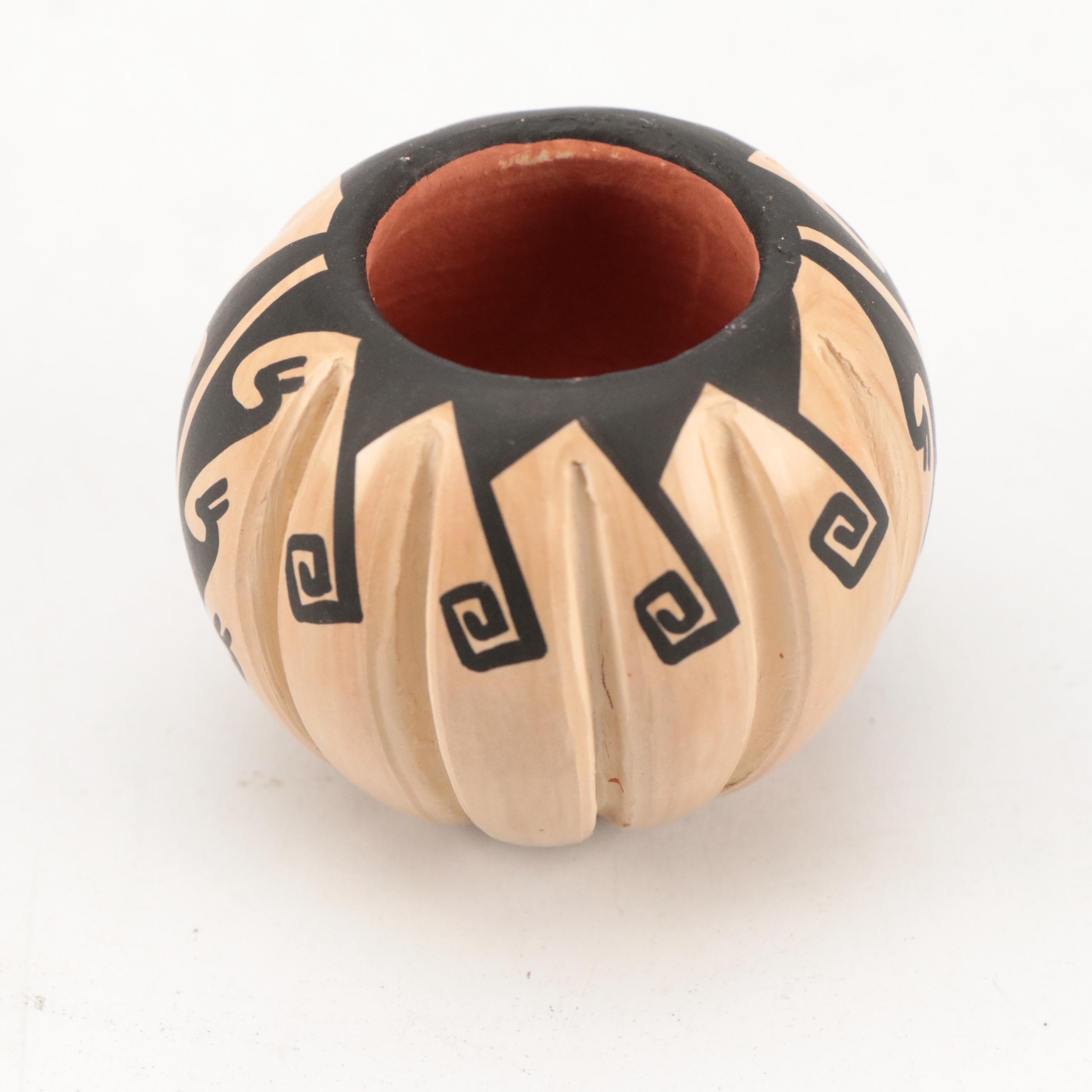 Laverne Loretto Tosa Jemez Pueblo Pottery Carved Pot