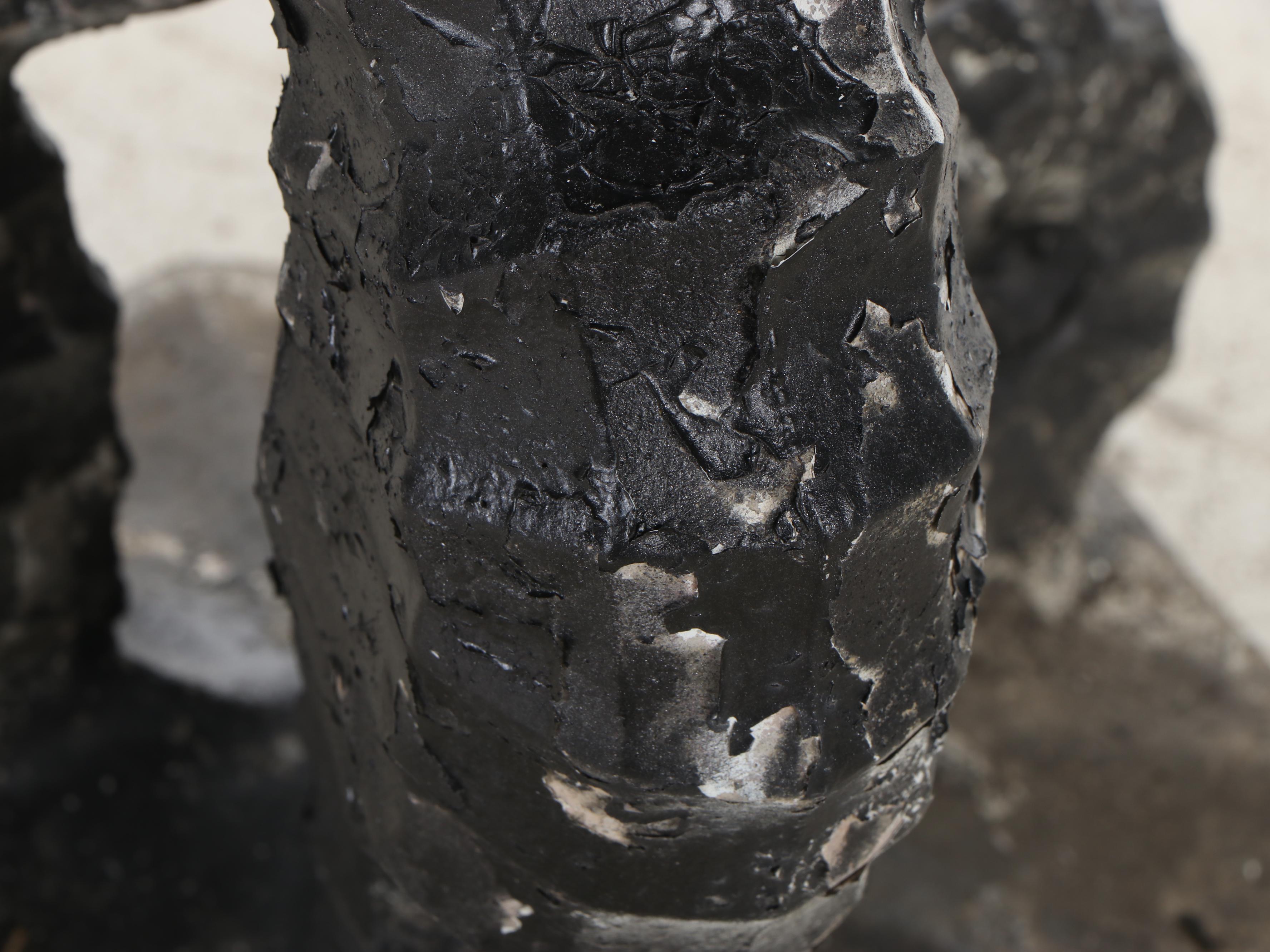 Cast Concrete Ruffled Bird Bath with Painted Concrete Seahorse Base