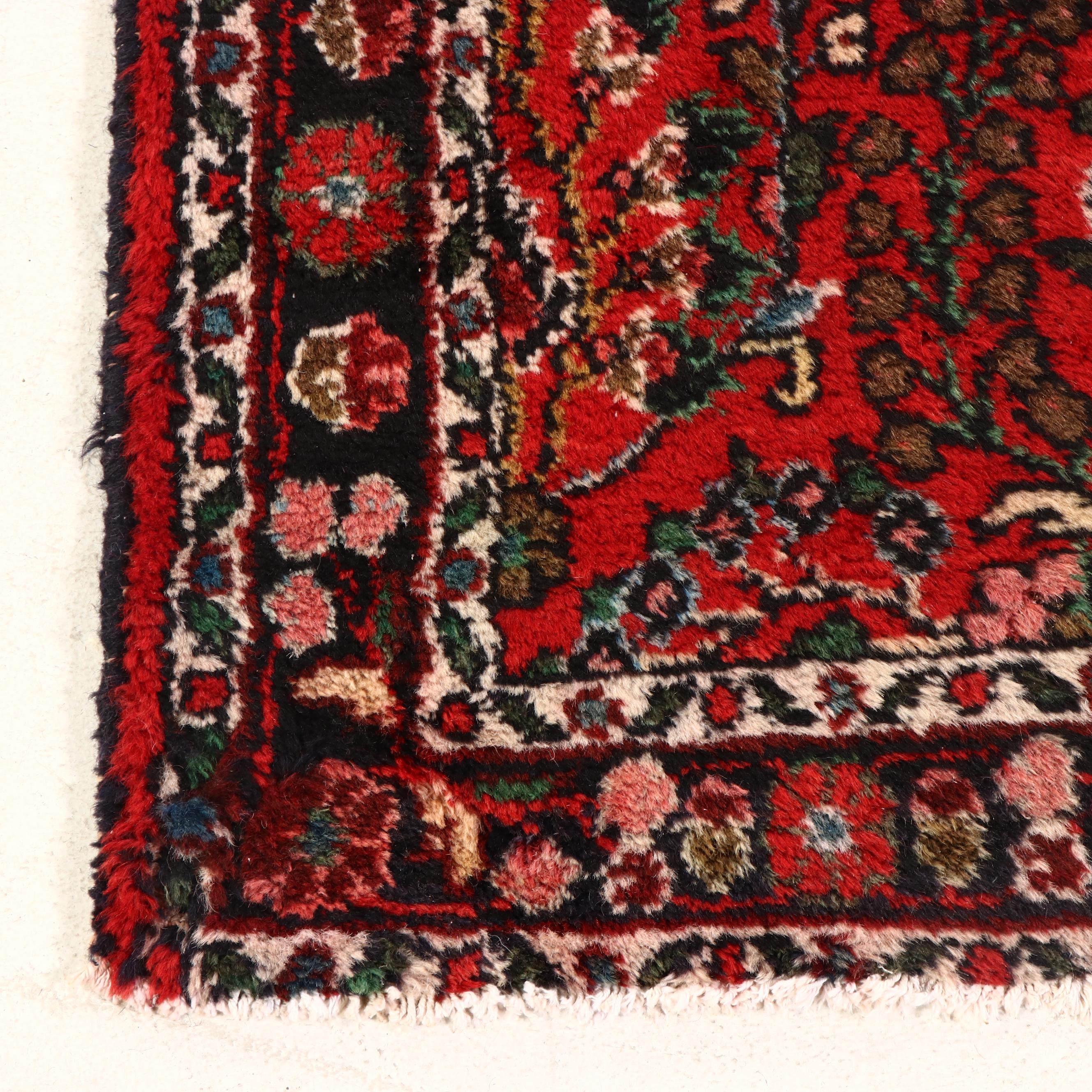 2'10 x 15'4 Hand-Knotted Persian Sarouk Carpet Runner