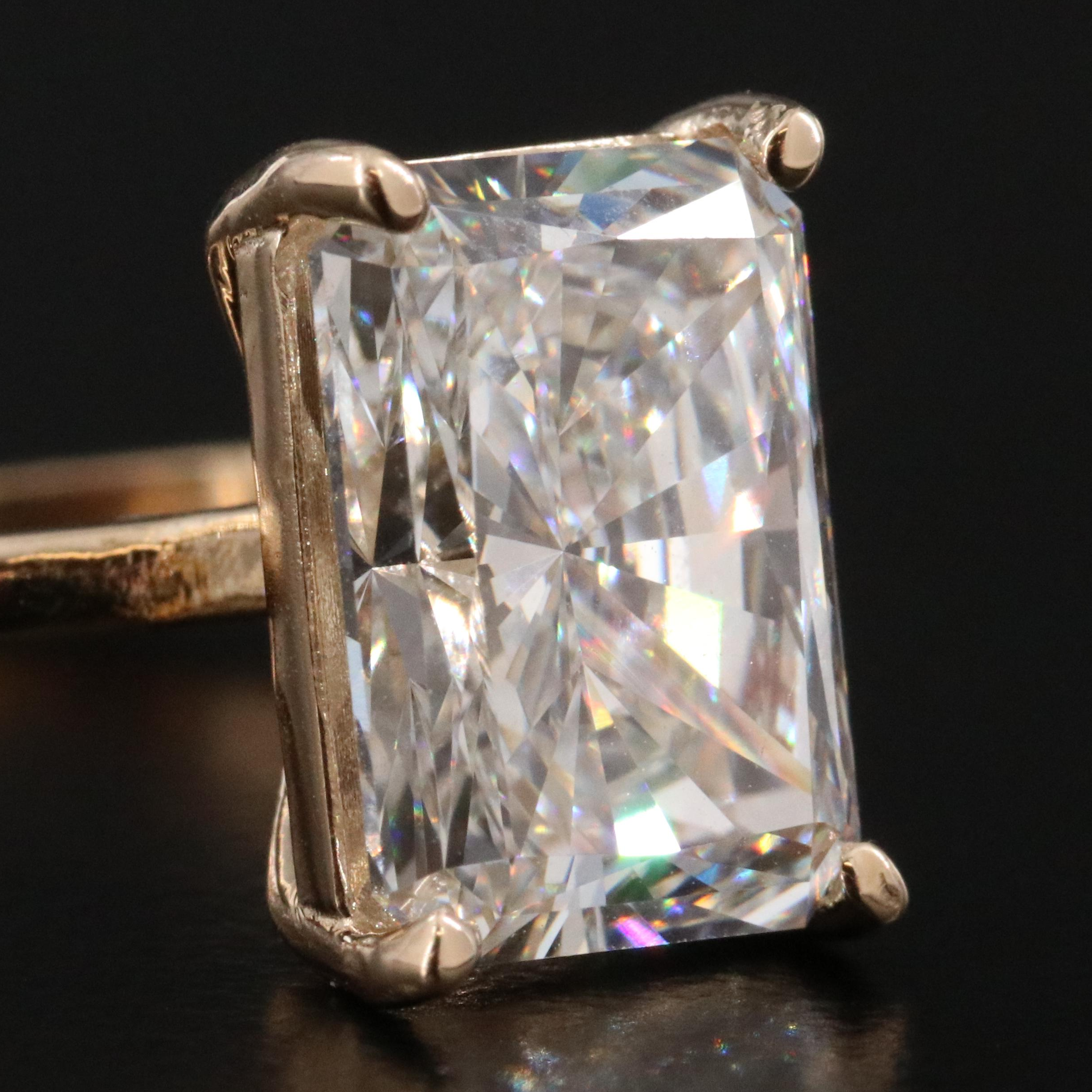 14K 4.09 CT Lab Grown Diamond Solitaire Ring with IGI Report