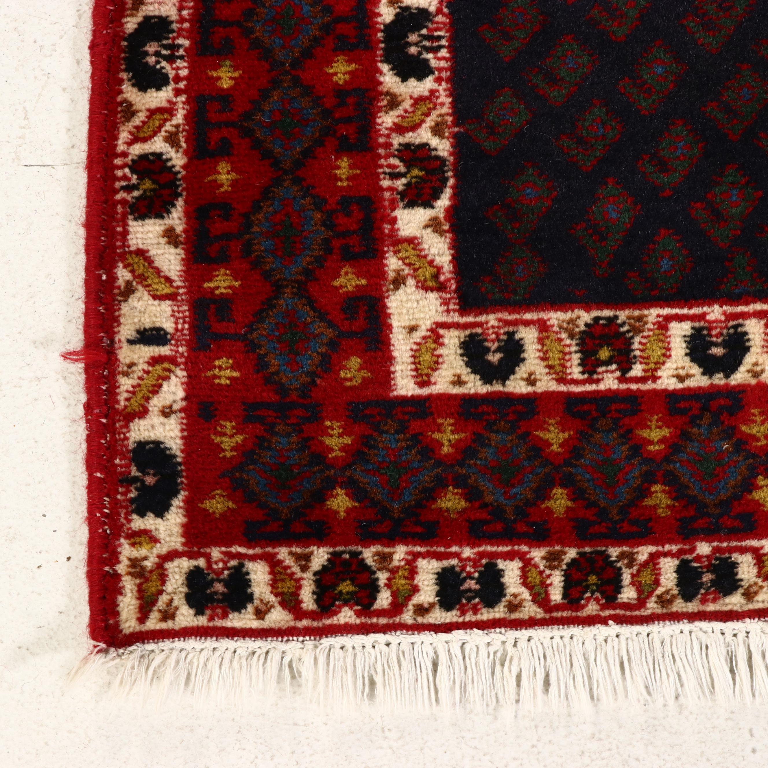 5'4 x 7'6 Hand-Knotted Persian Mashhad Area Rug