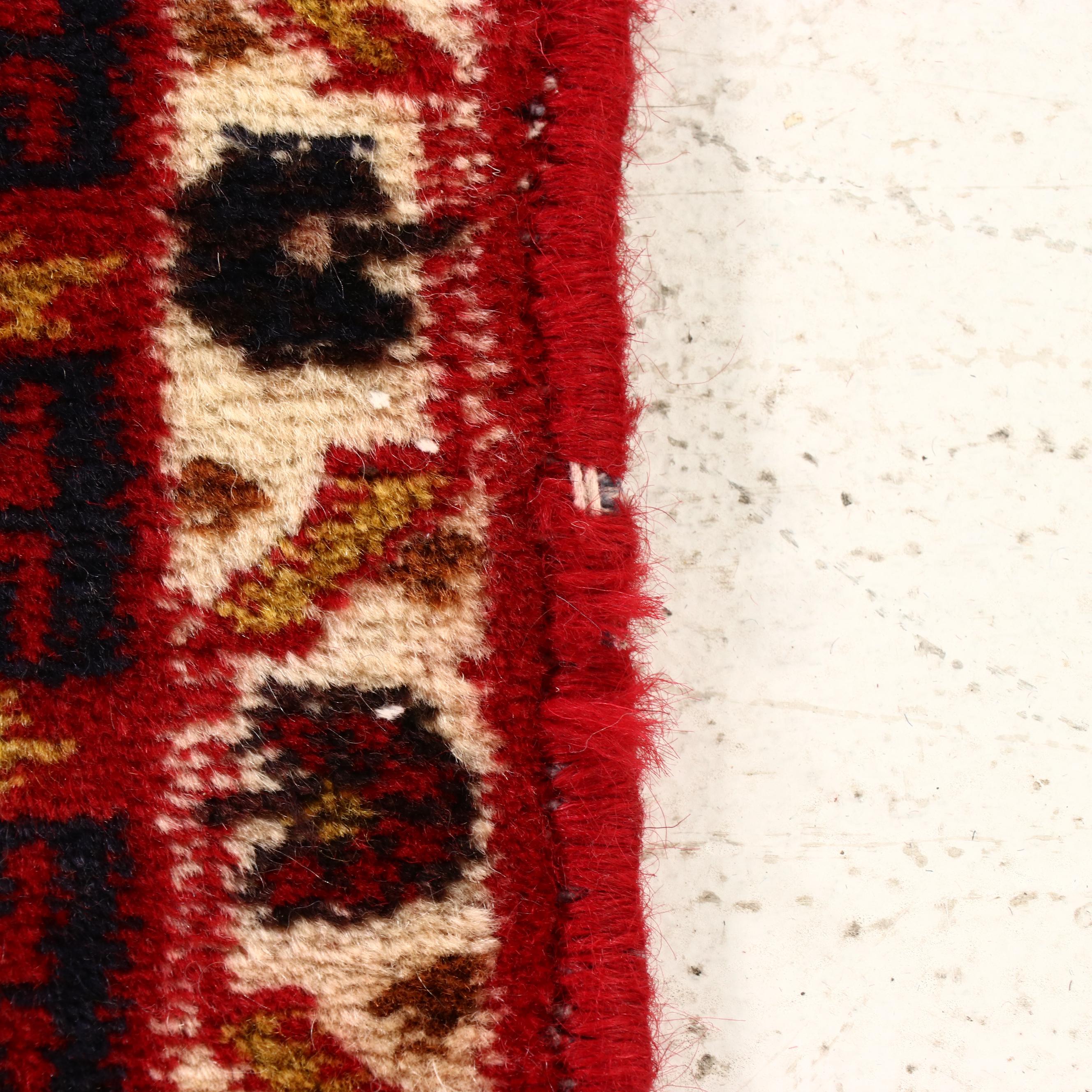 5'4 x 7'6 Hand-Knotted Persian Mashhad Area Rug