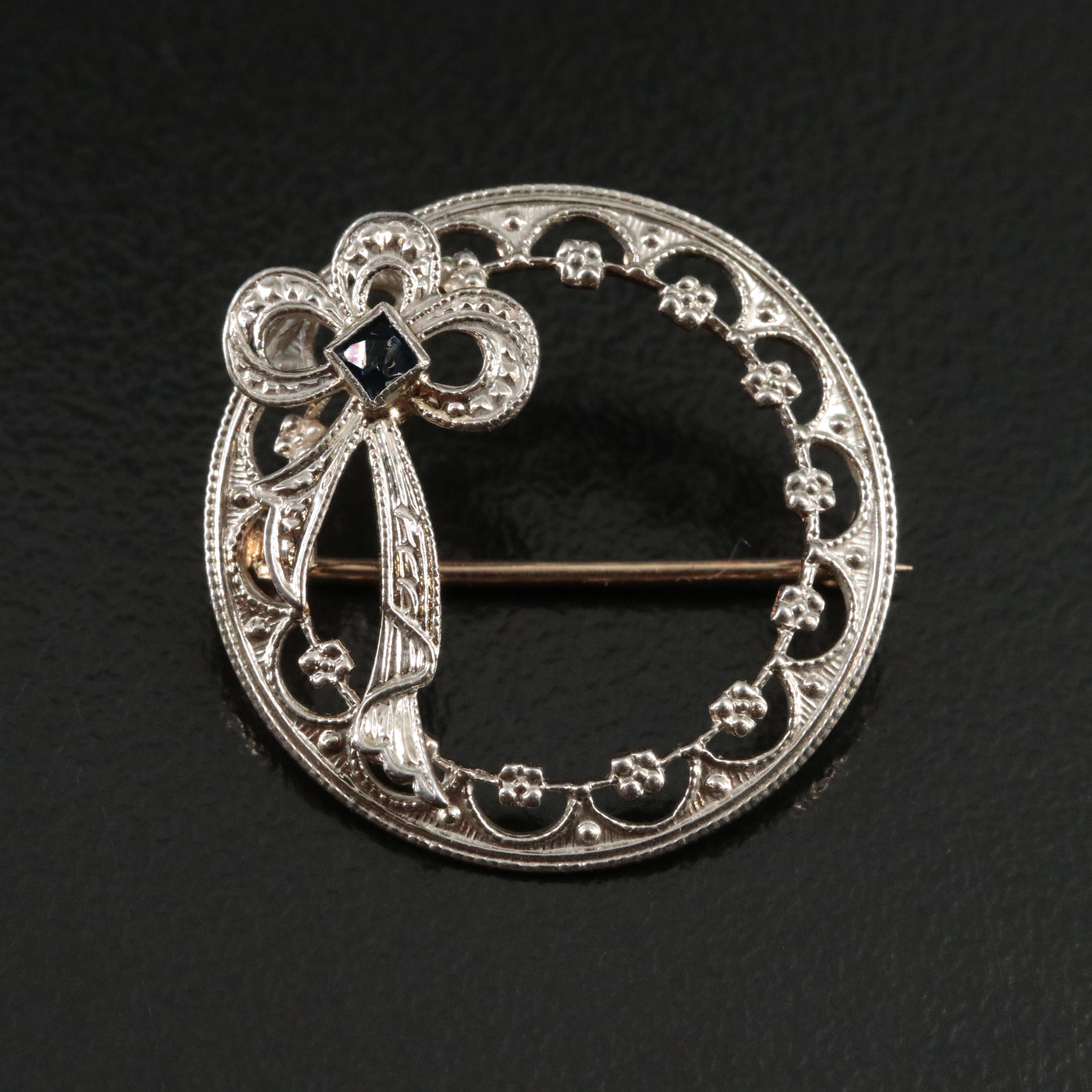 Vintage 10K Circle Pin