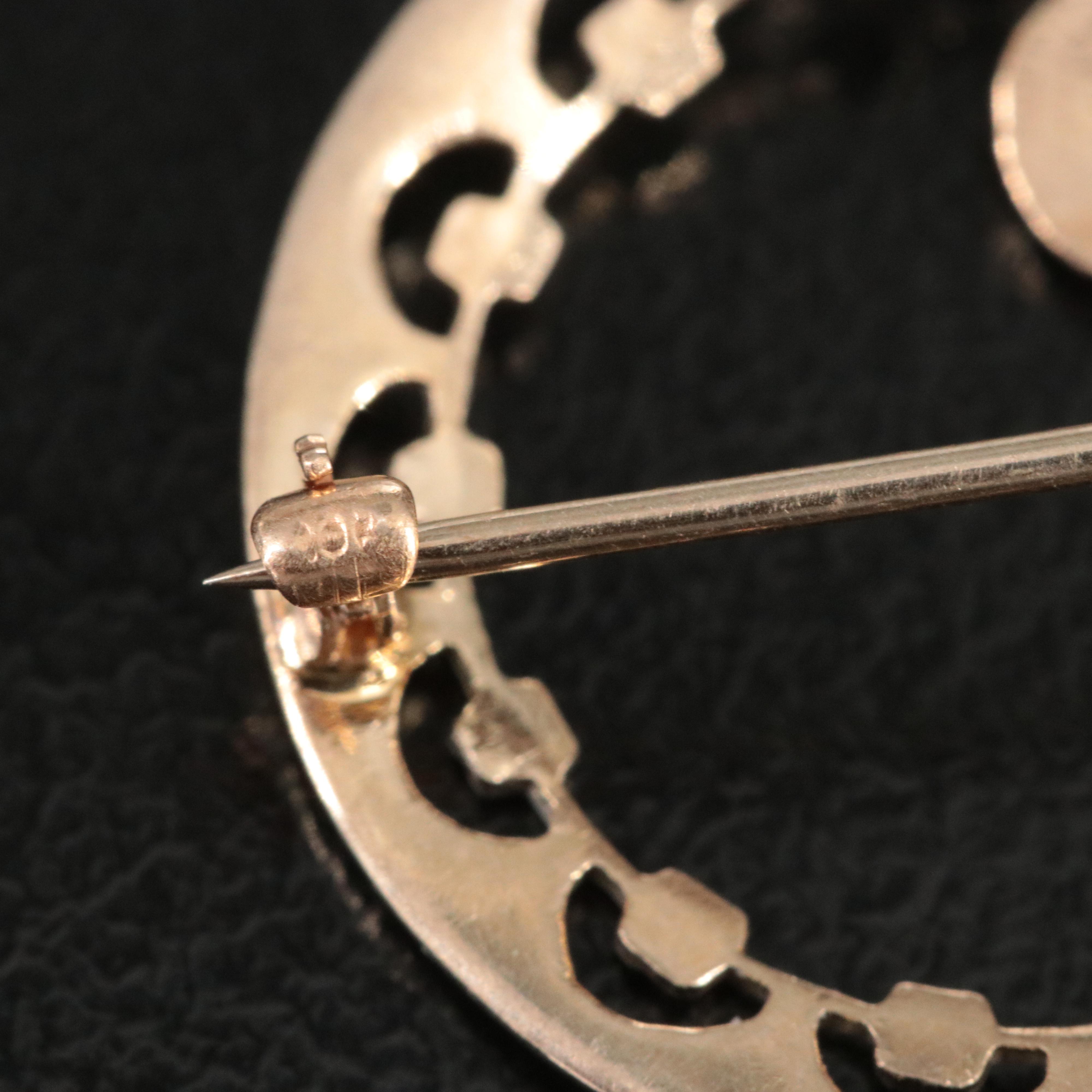 Vintage 10K Circle Pin