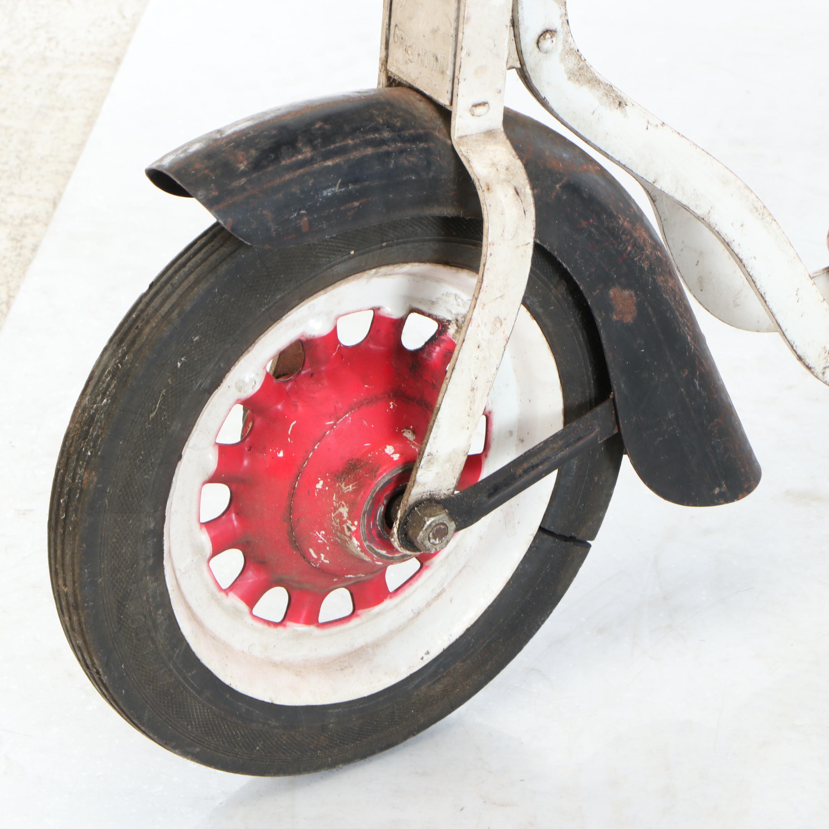 Hamilton Greyhound Scooter with Brake and Kickstand & Other Three-Wheel Scooter