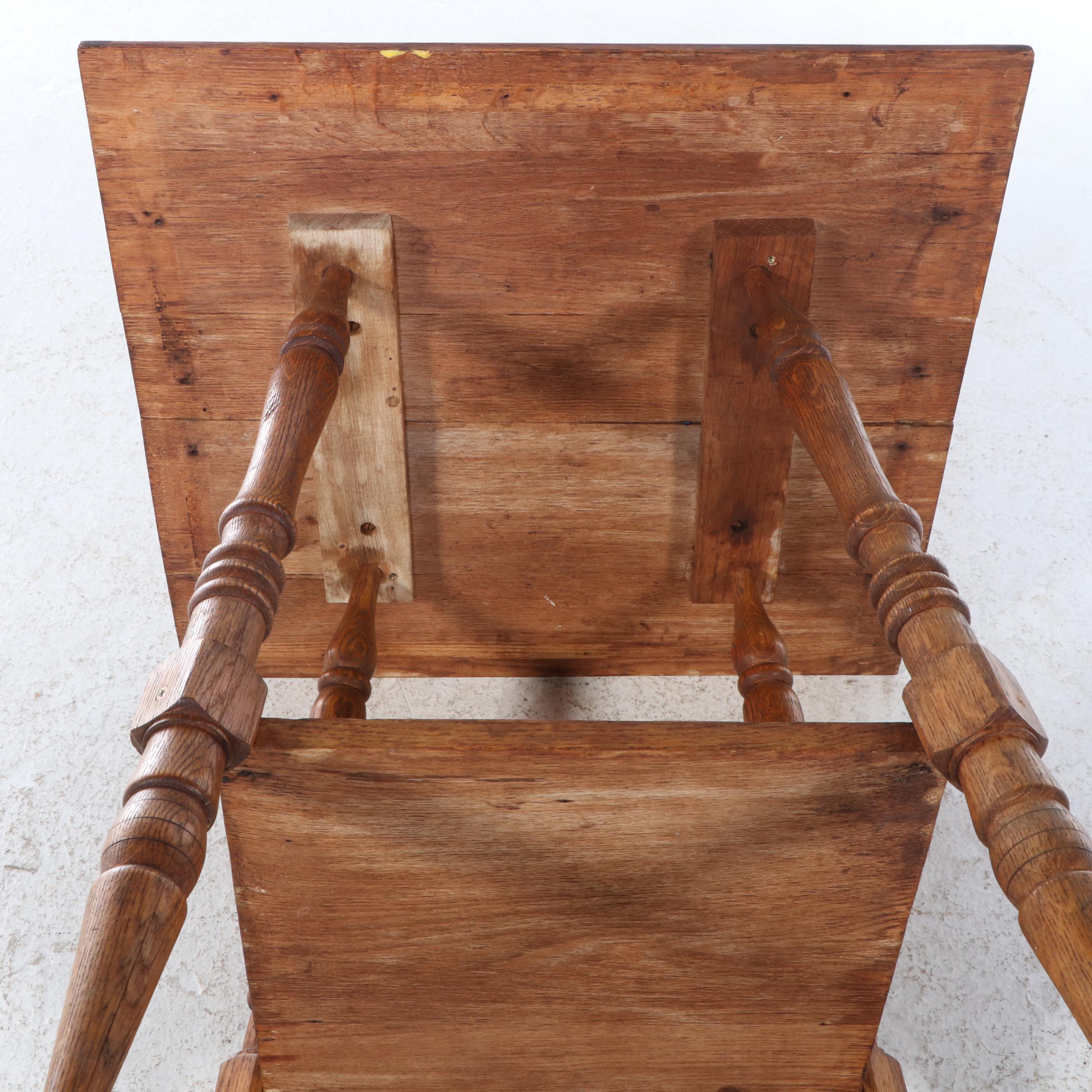 Late Victorian Oak Two-Tier Parlor Table, Circa 1900