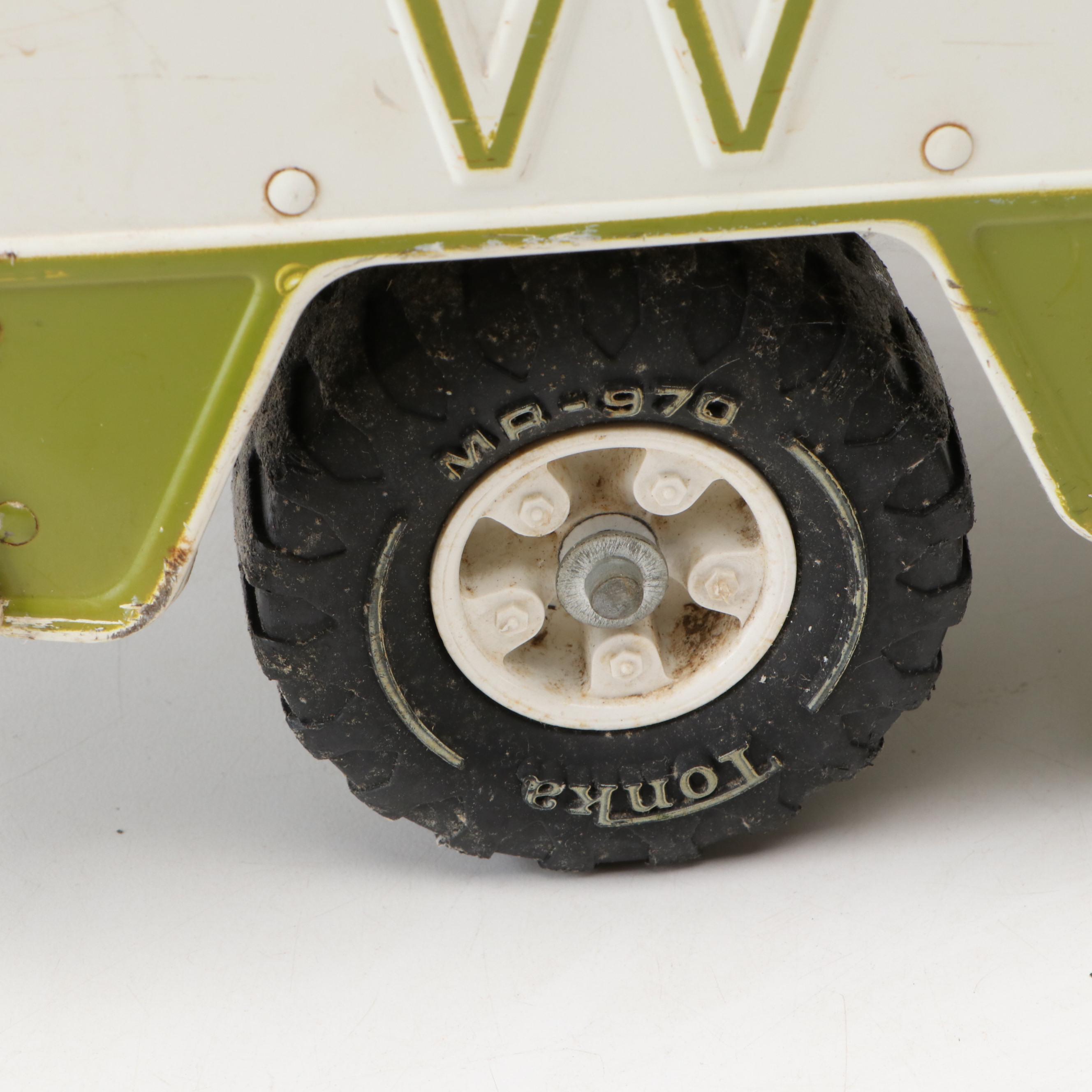 Tonka Winnebago Indian RV Camper, Volkswagen Beetle and Dump Trucks