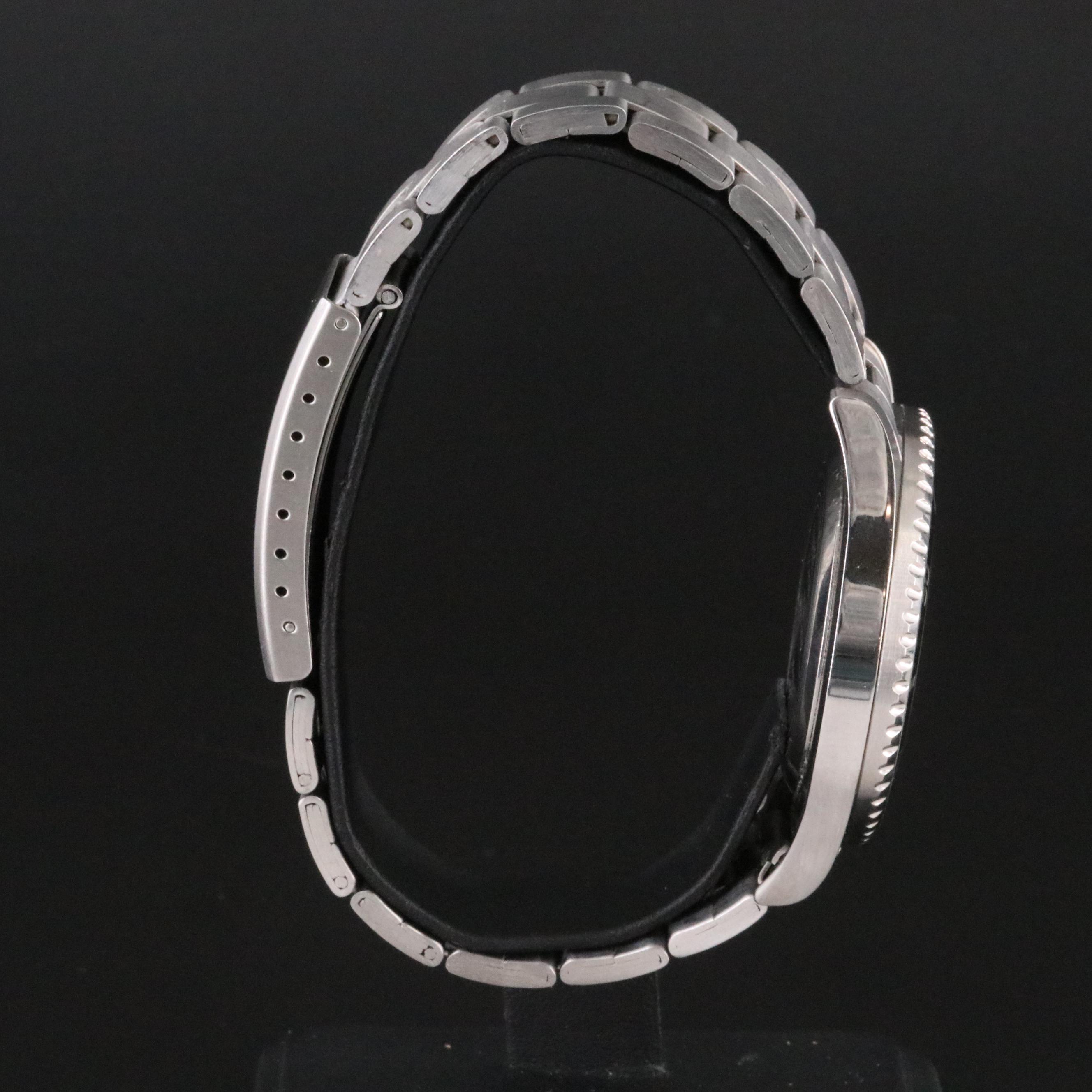 Timex Day-Date 30 Meters Water Resistant Watch