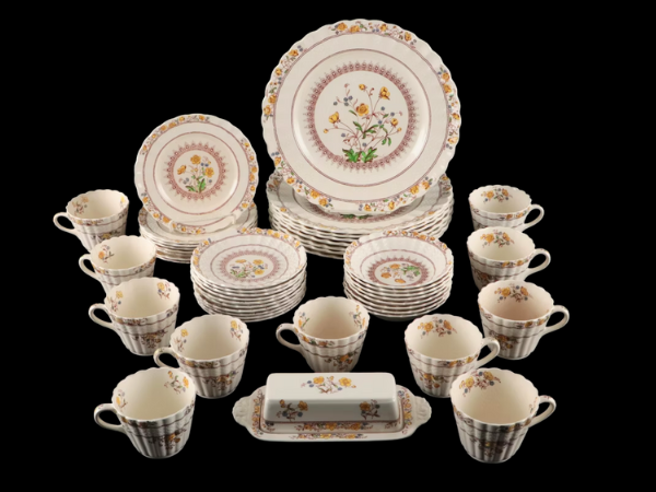 Classic Accents: Furniture, Art & Décor