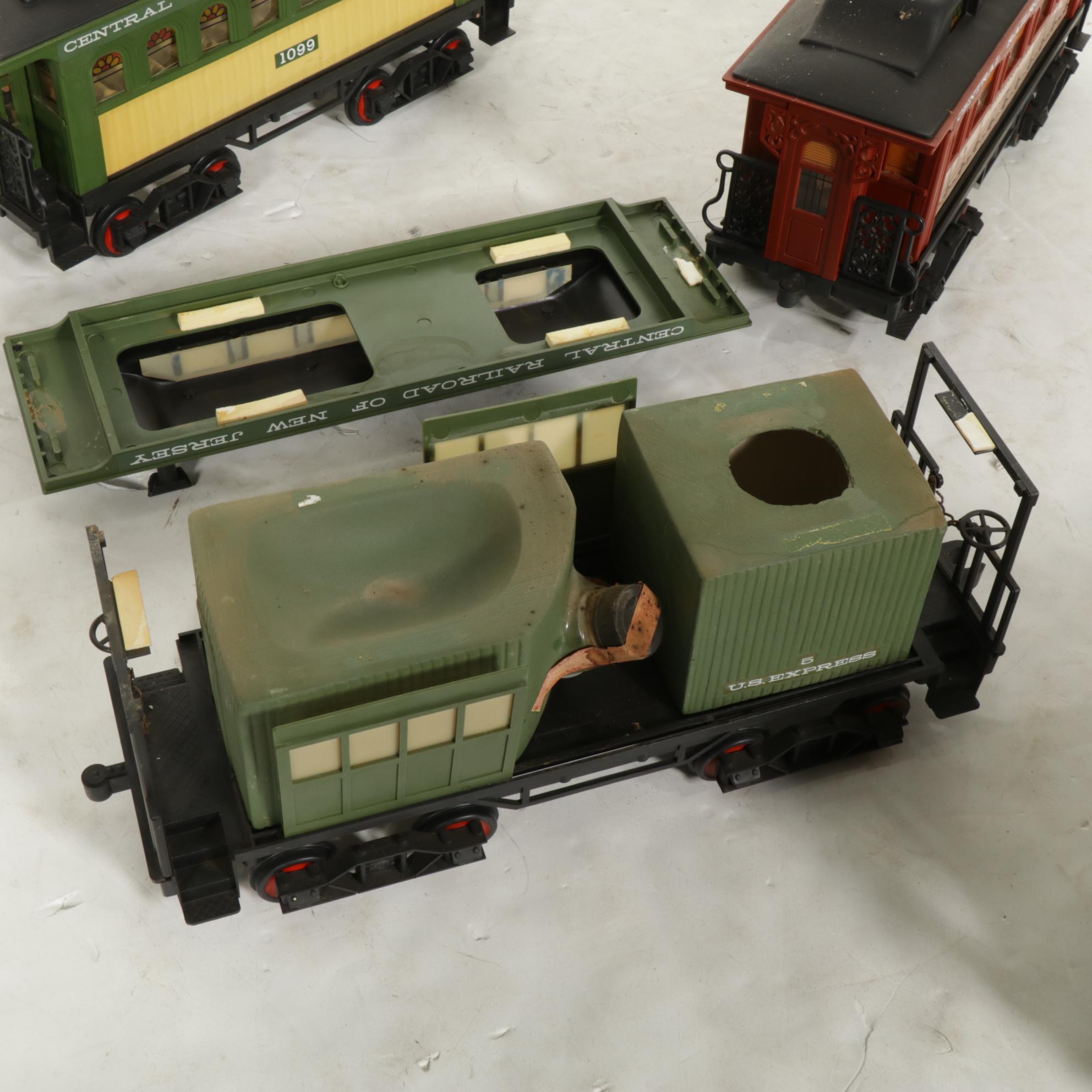 Jim Beam Whiskey Train Decanter Set by Regal China, 1980s