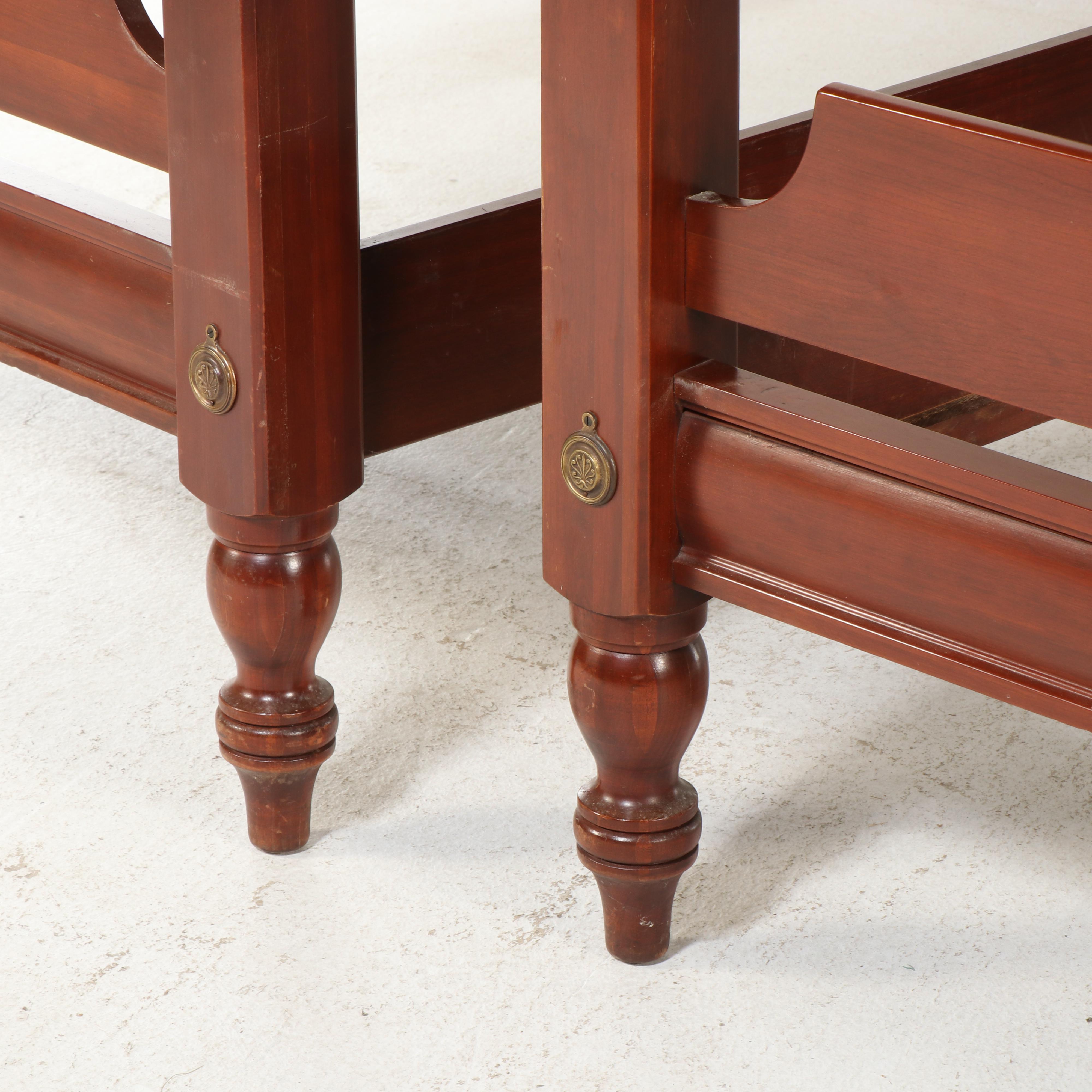 Pair of Willet Wildwood Federal Style Cherry Twin Bed Frames, Mid-20th Century