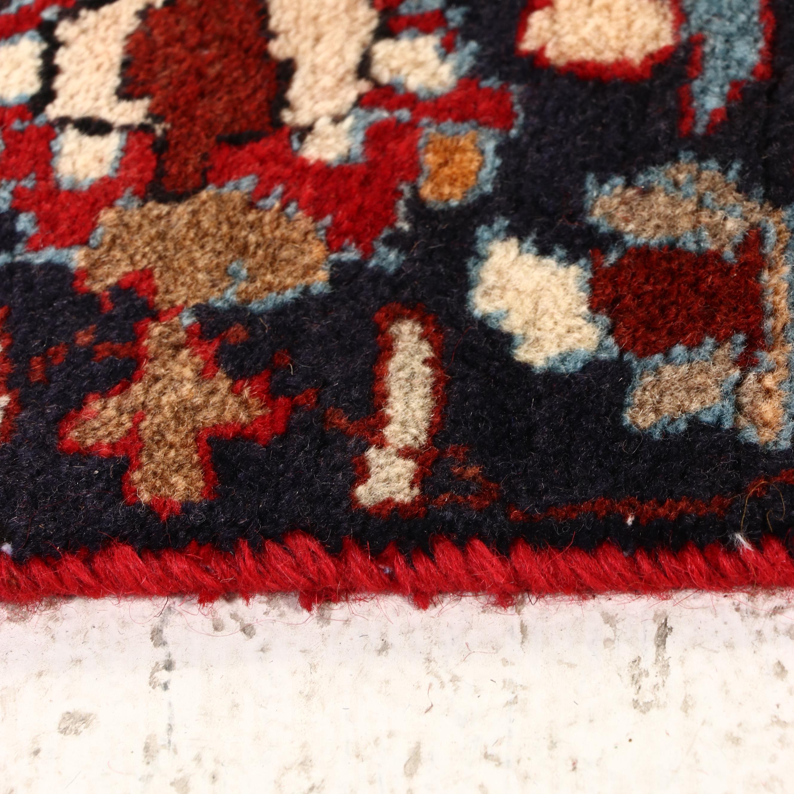 4'9 x 7'2 Hand-Knotted Persian Mashhad Area Rug