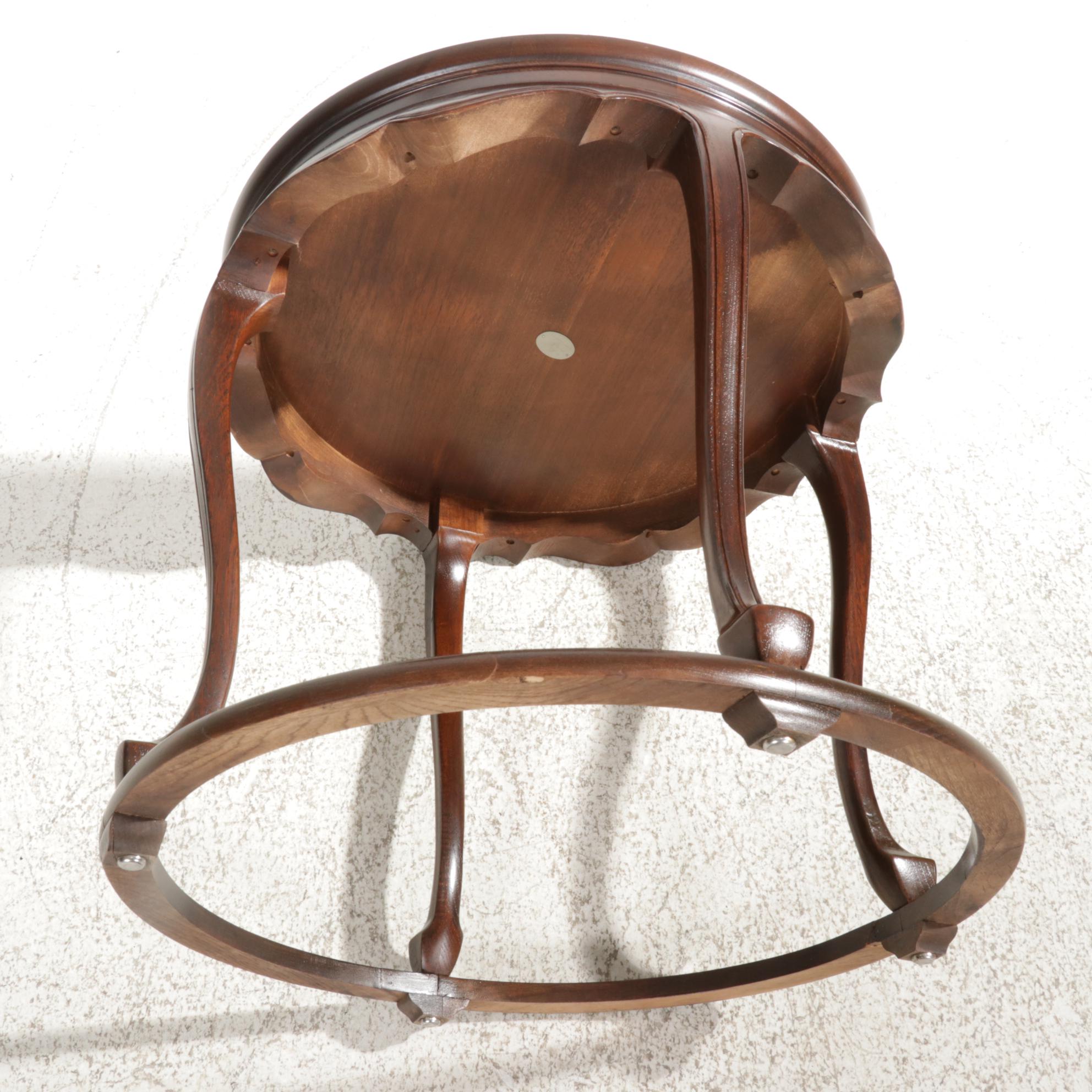 Baker Furniture Mahogany Center Table, Late 20th Century