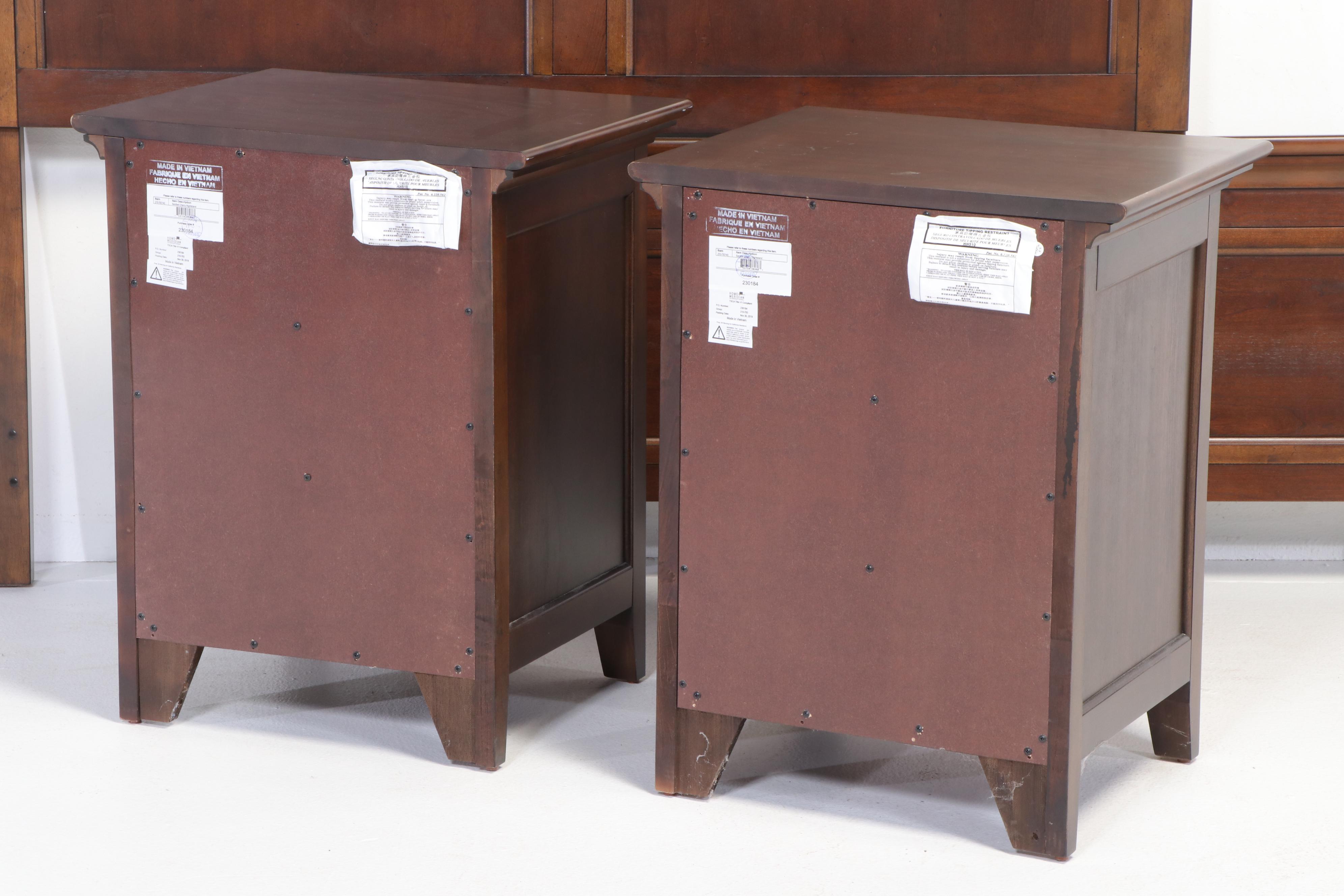 Shaker Style Walnut Finish Panel Queen Bed Frame and Nightstands