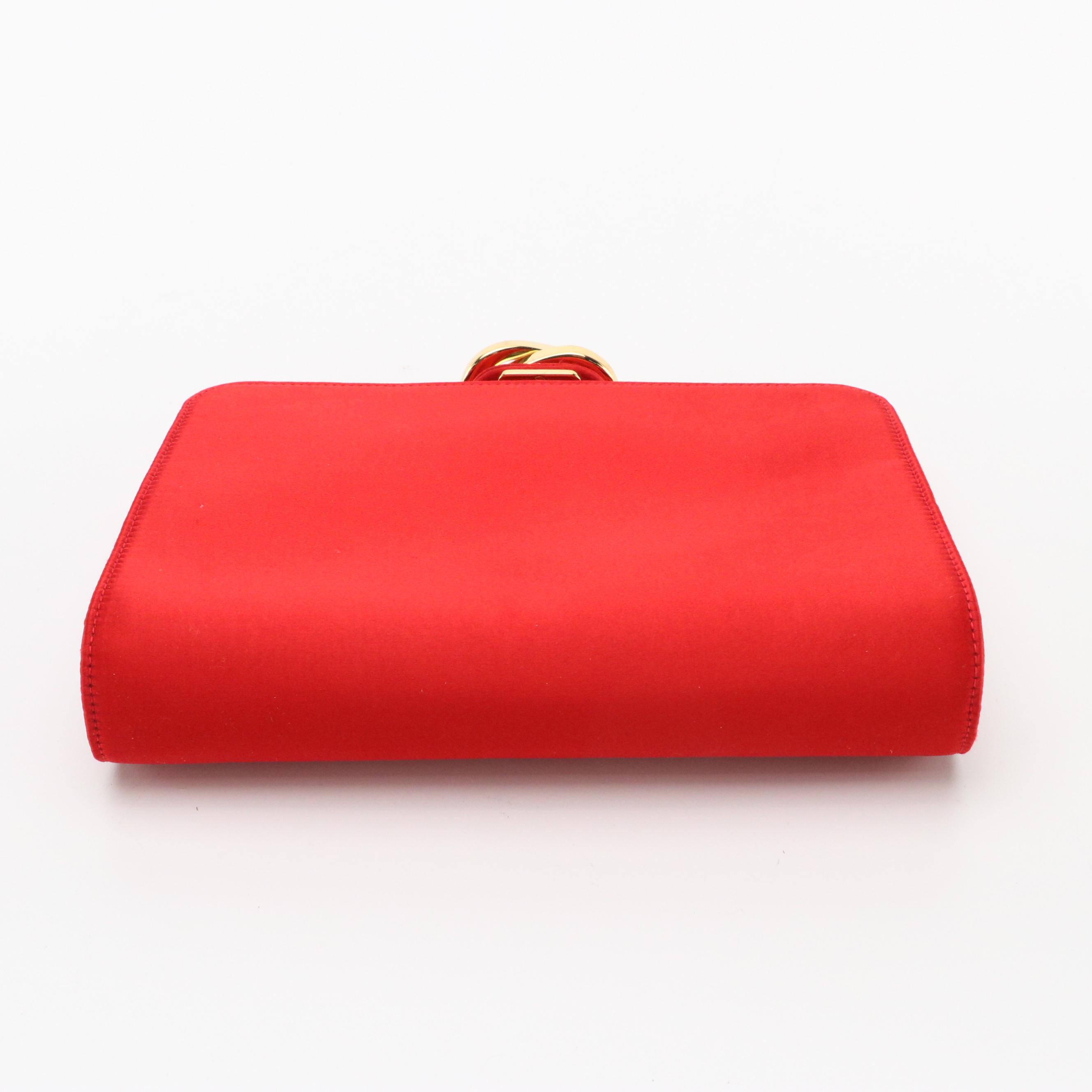 Gucci Vintage Red Silk Satin Interlocking Horseshoe Crossbody Frame Bag