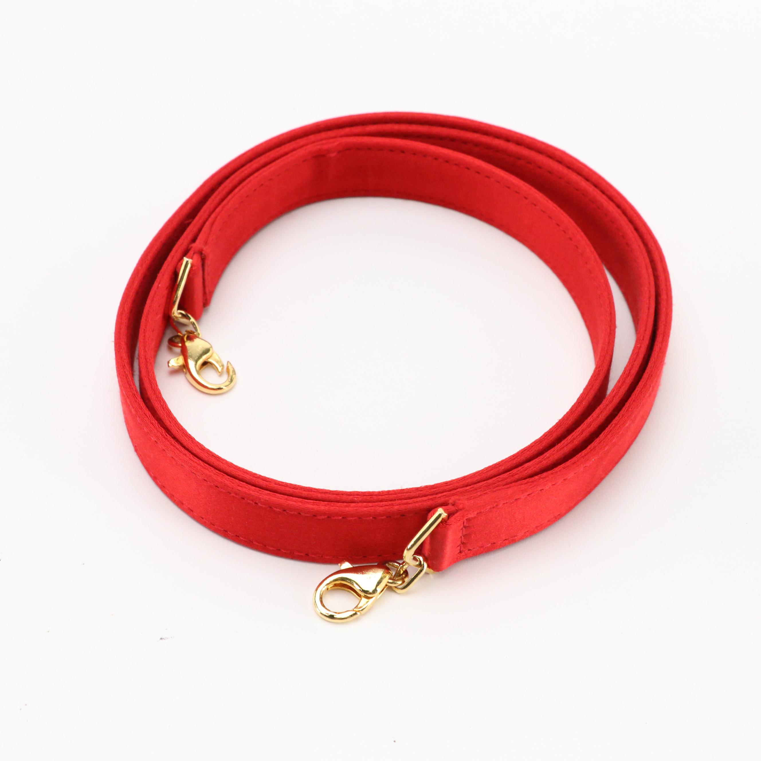 Gucci Vintage Red Silk Satin Interlocking Horseshoe Crossbody Frame Bag