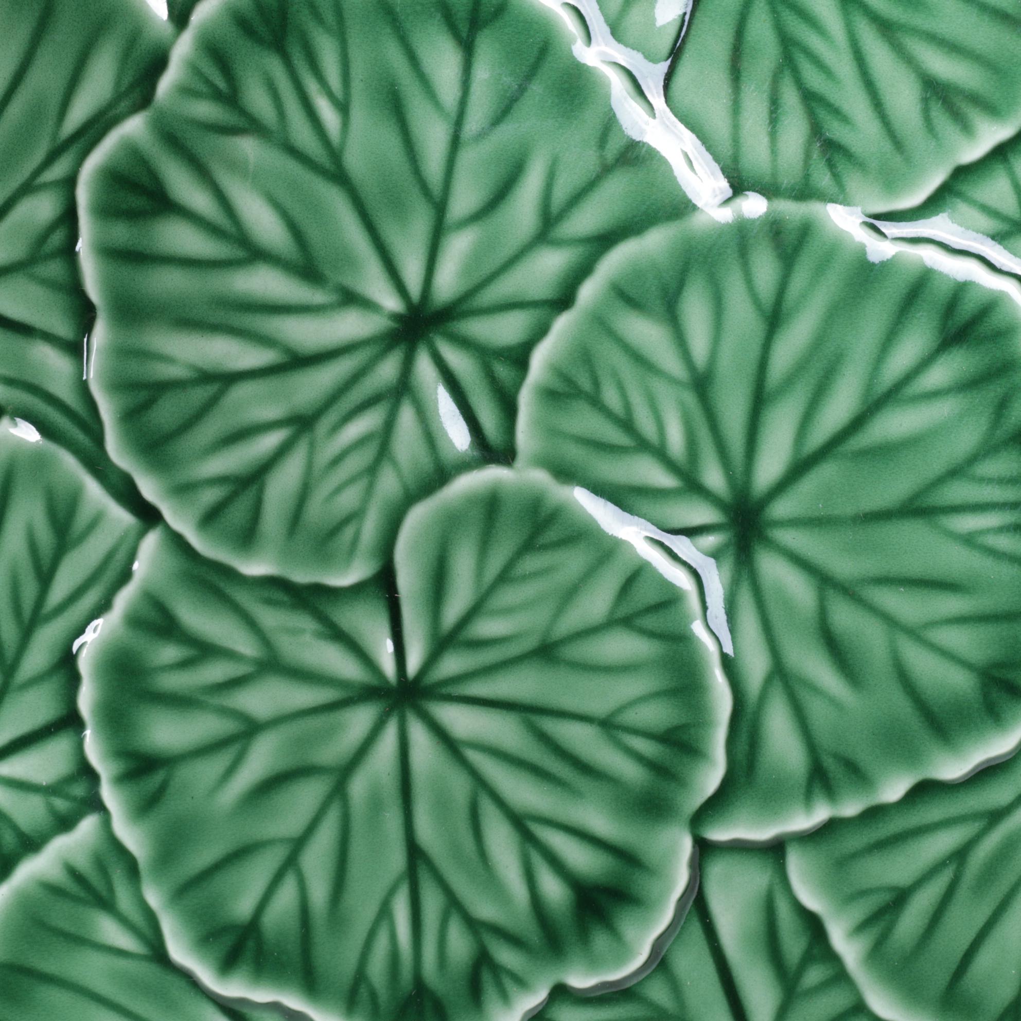 Bordallo Pinheiro "Geranium Green" Majolica Style Set of Four Dinner Plates