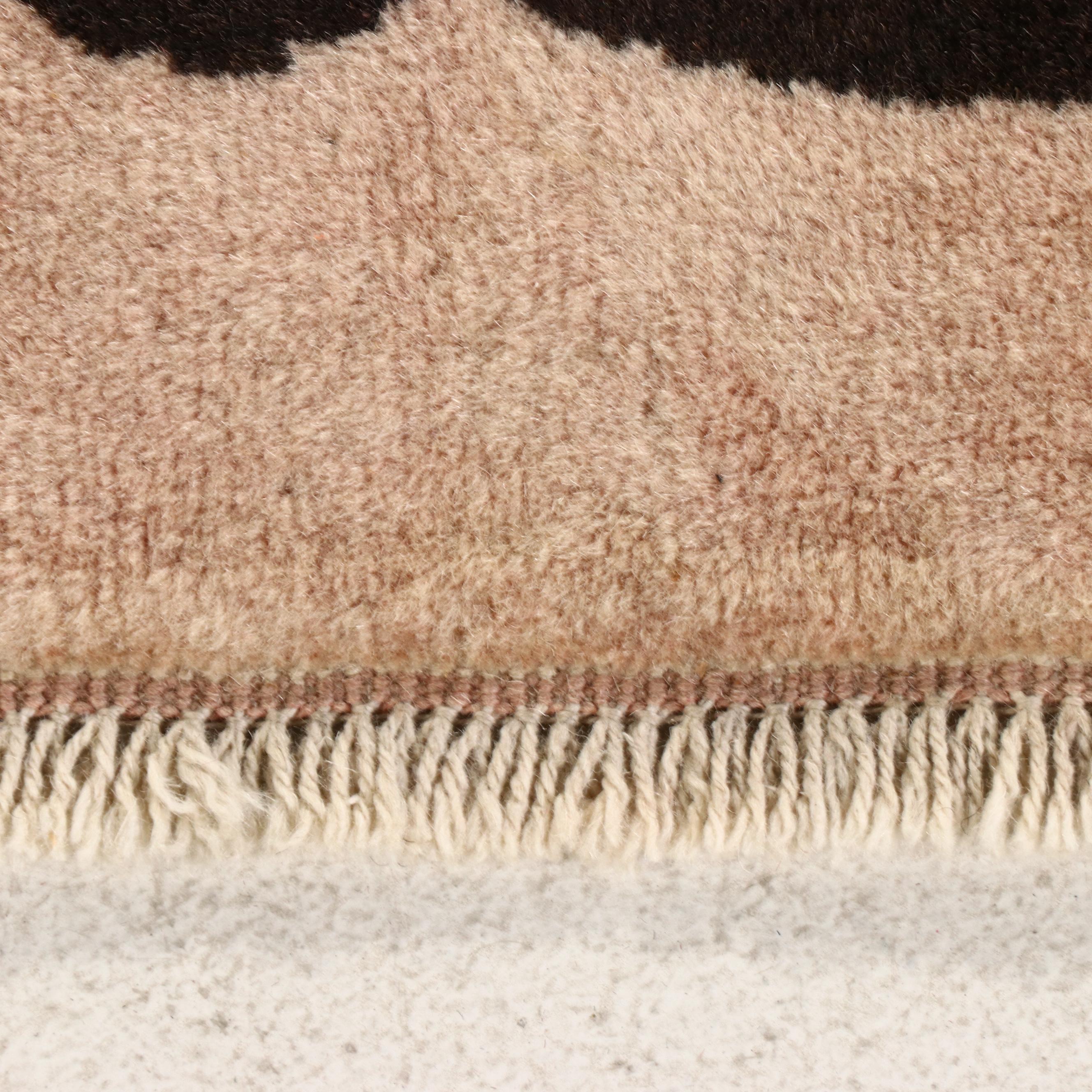 4'11 x 8'5 Hand-Knotted Nepali Contemporary Area Rug with Tulip Border