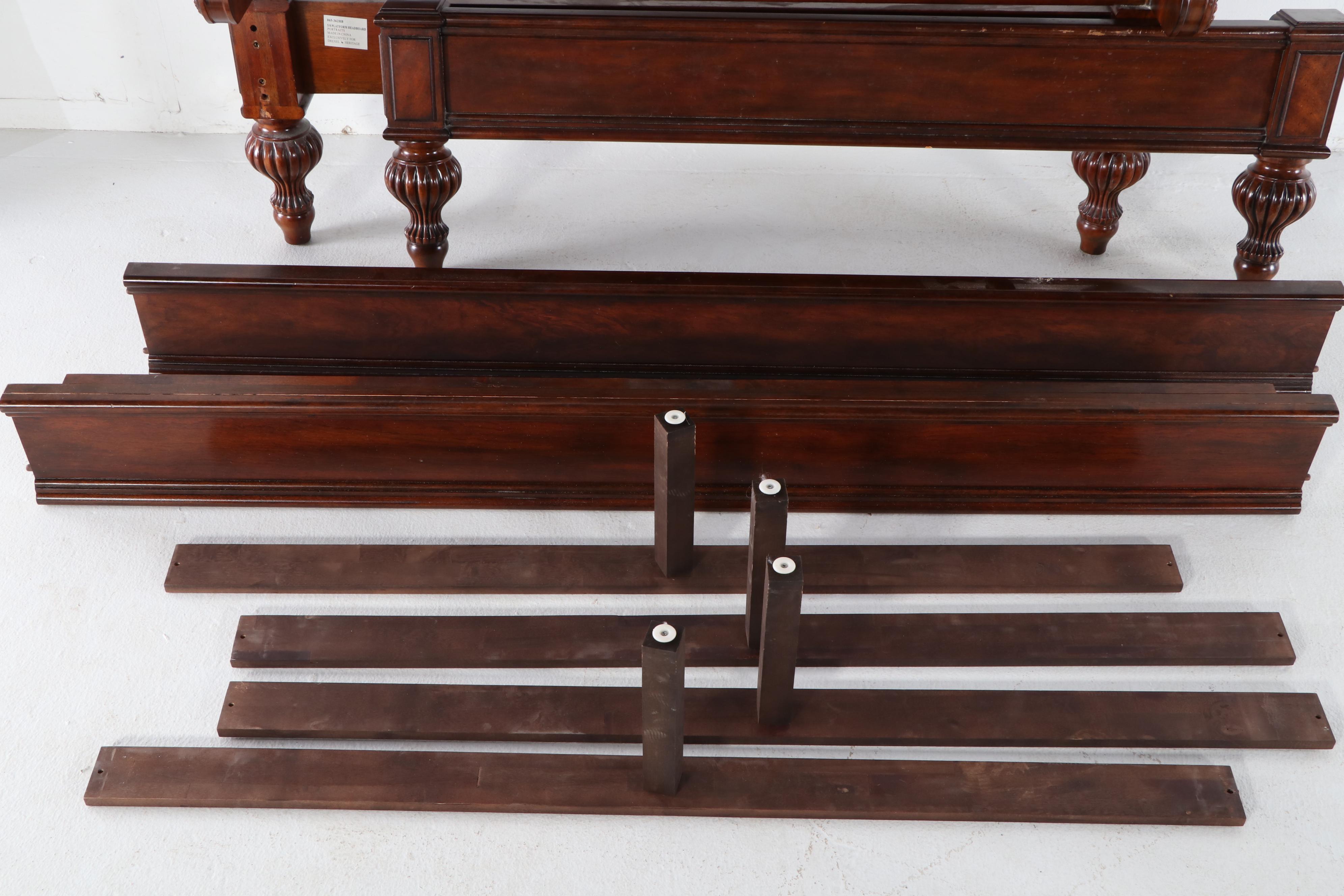 Drexel-Heritage Mahogany Queen Size Sleigh Bed