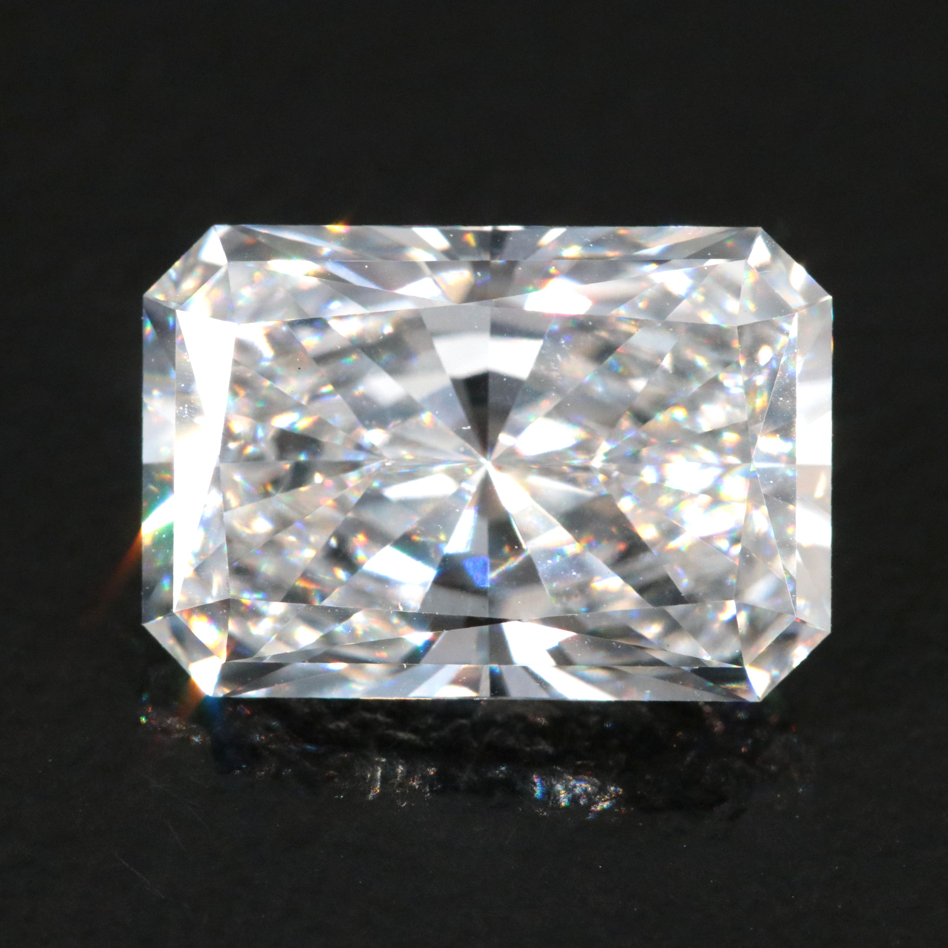 Loose 4.01 CT Lab Grown Diamond with IGI Report