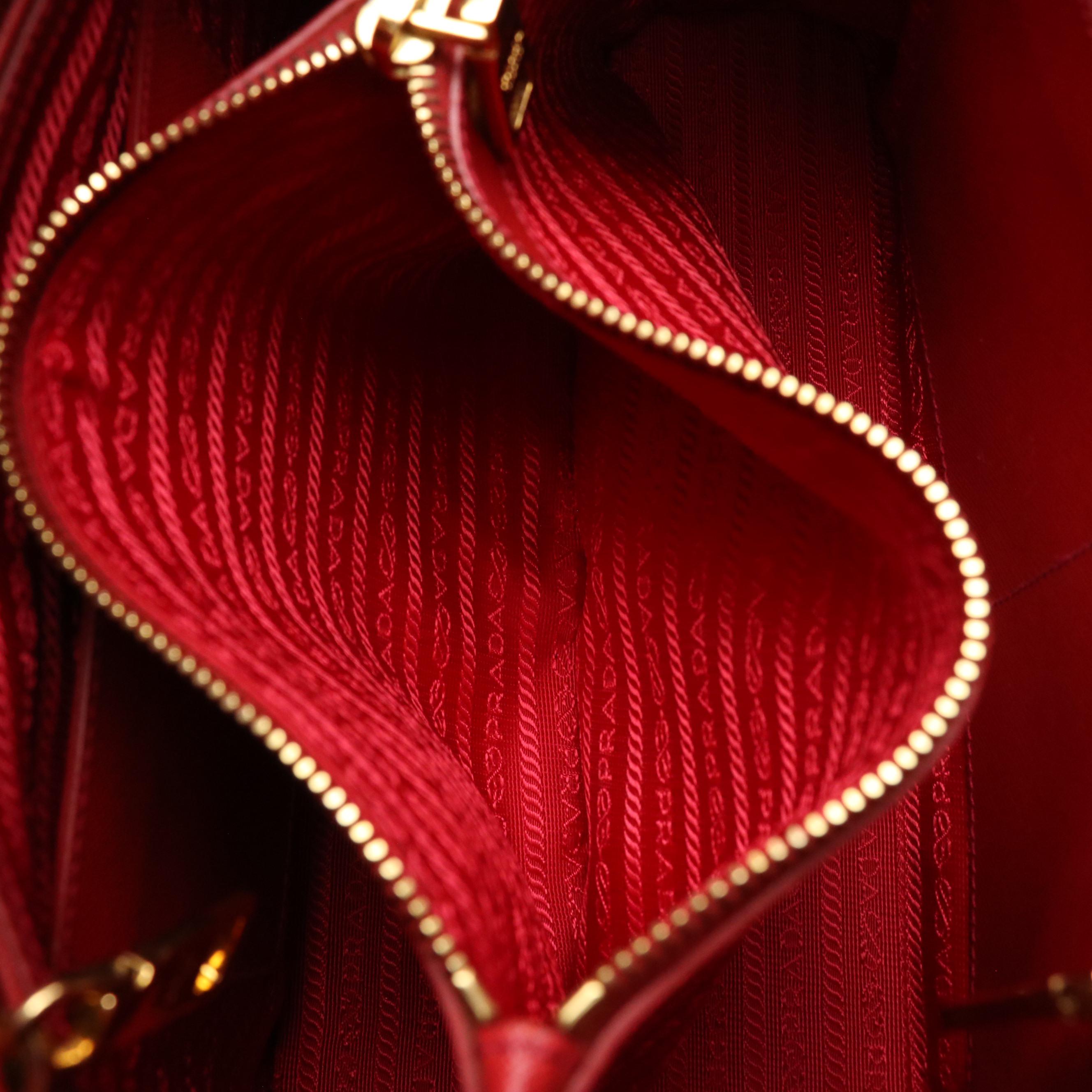 Prada Promenade Tote Bag in Fuoco Saffiano Leather