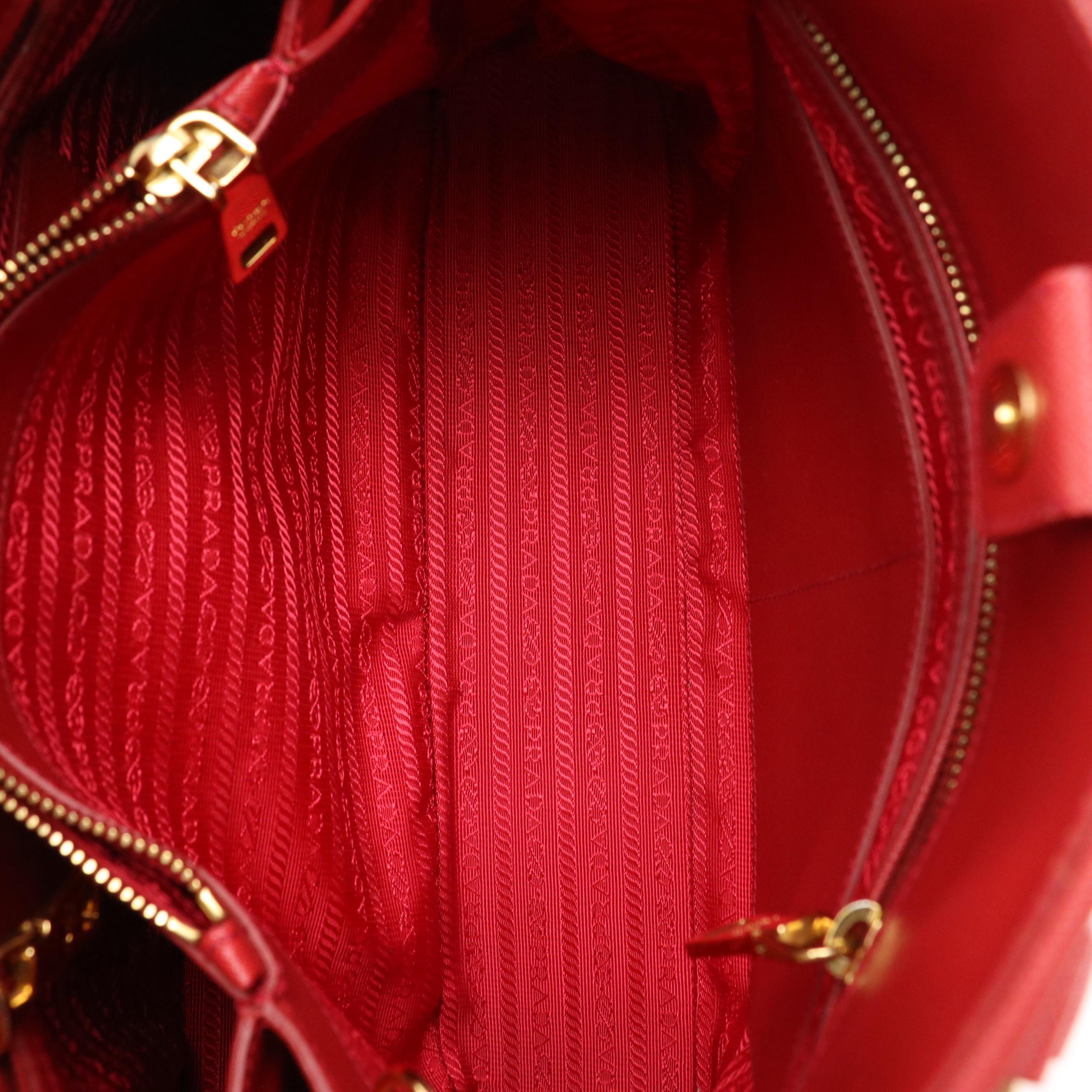 Prada Promenade Tote Bag in Fuoco Saffiano Leather