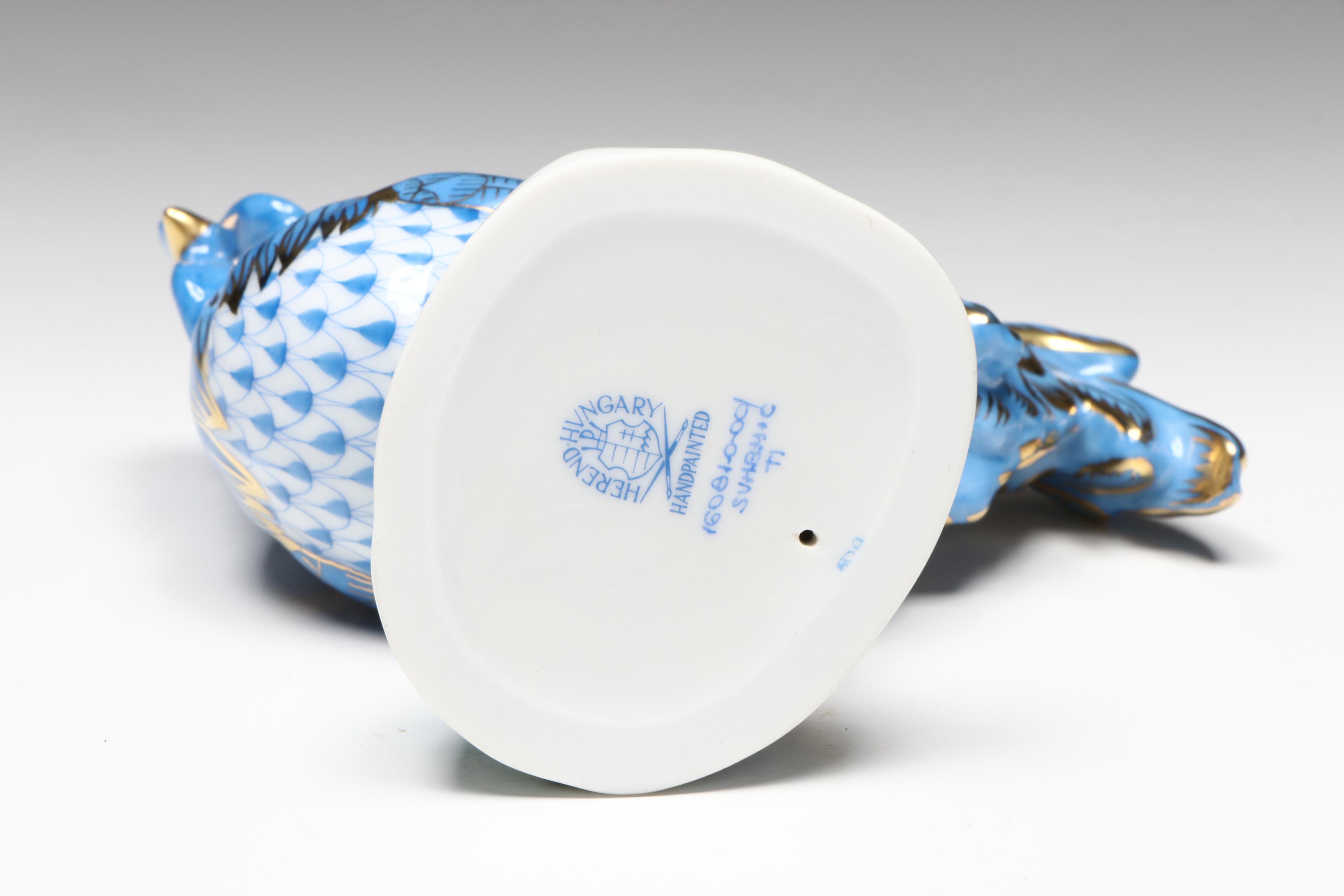 Herend Sapphire Fishnet with Gold "Proud Rooster" Porcelain Figurine