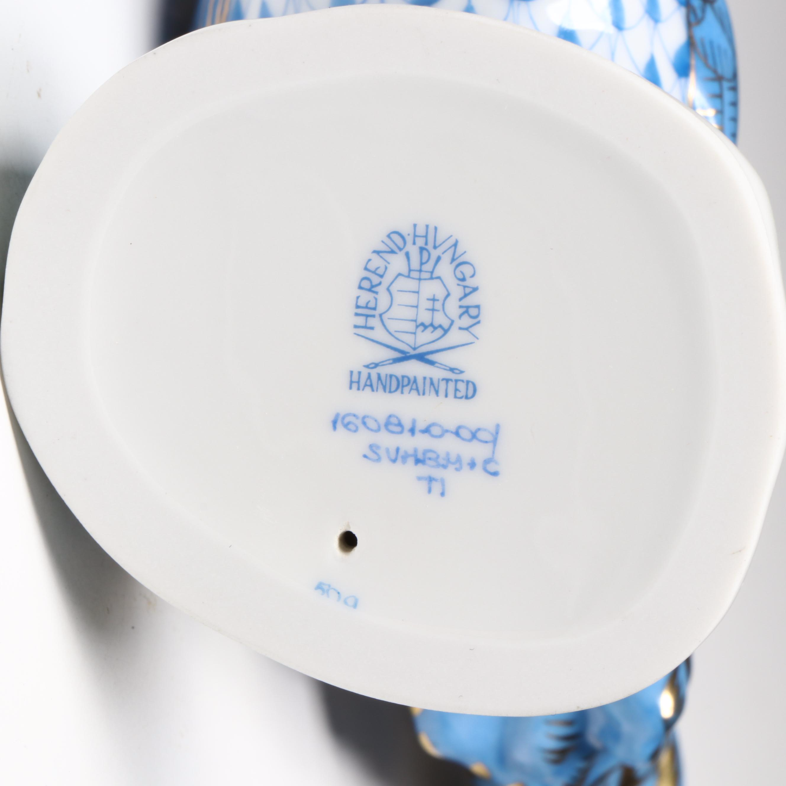 Herend Sapphire Fishnet with Gold "Proud Rooster" Porcelain Figurine