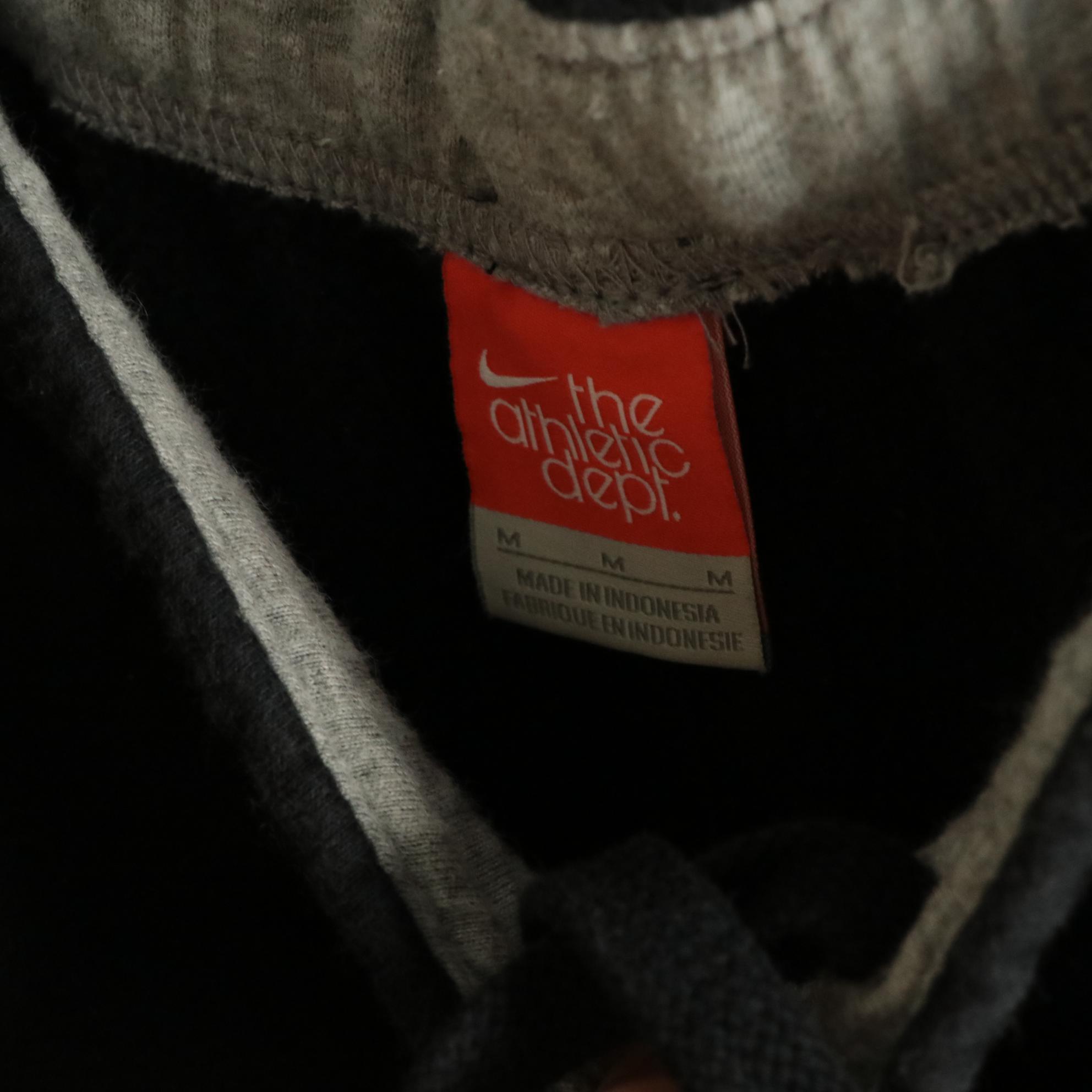 Men's Outdoor Capsule Wardrobe Featuring Patagonia Vest, L.L. Bean Pants & More