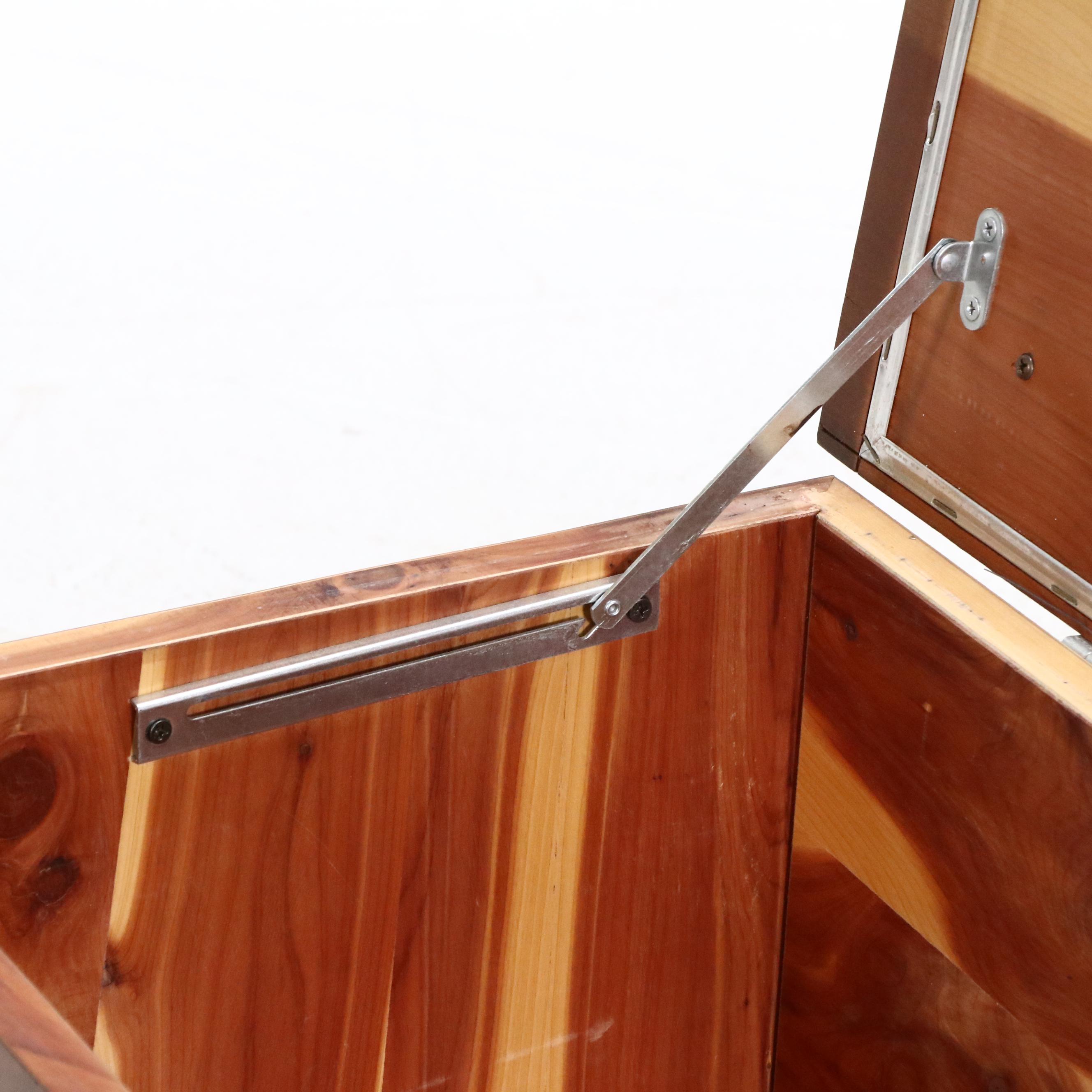 Lane "Love Chest" Cedar Lined Blanket Chest, Mid-20th Century