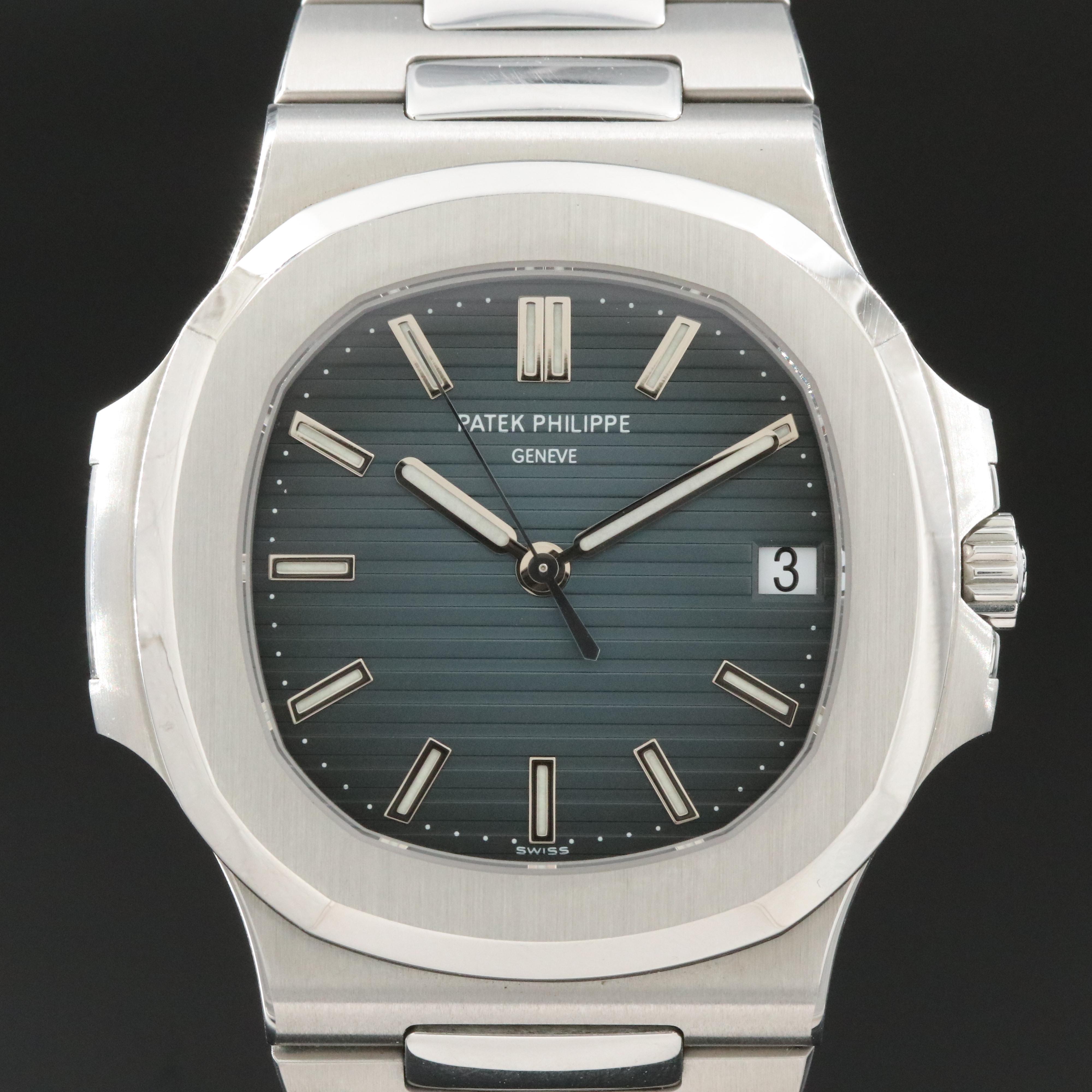 Patek Philippe Nautilus ref. 5711/1A Rare Caliber 315 SC Automatic Watch