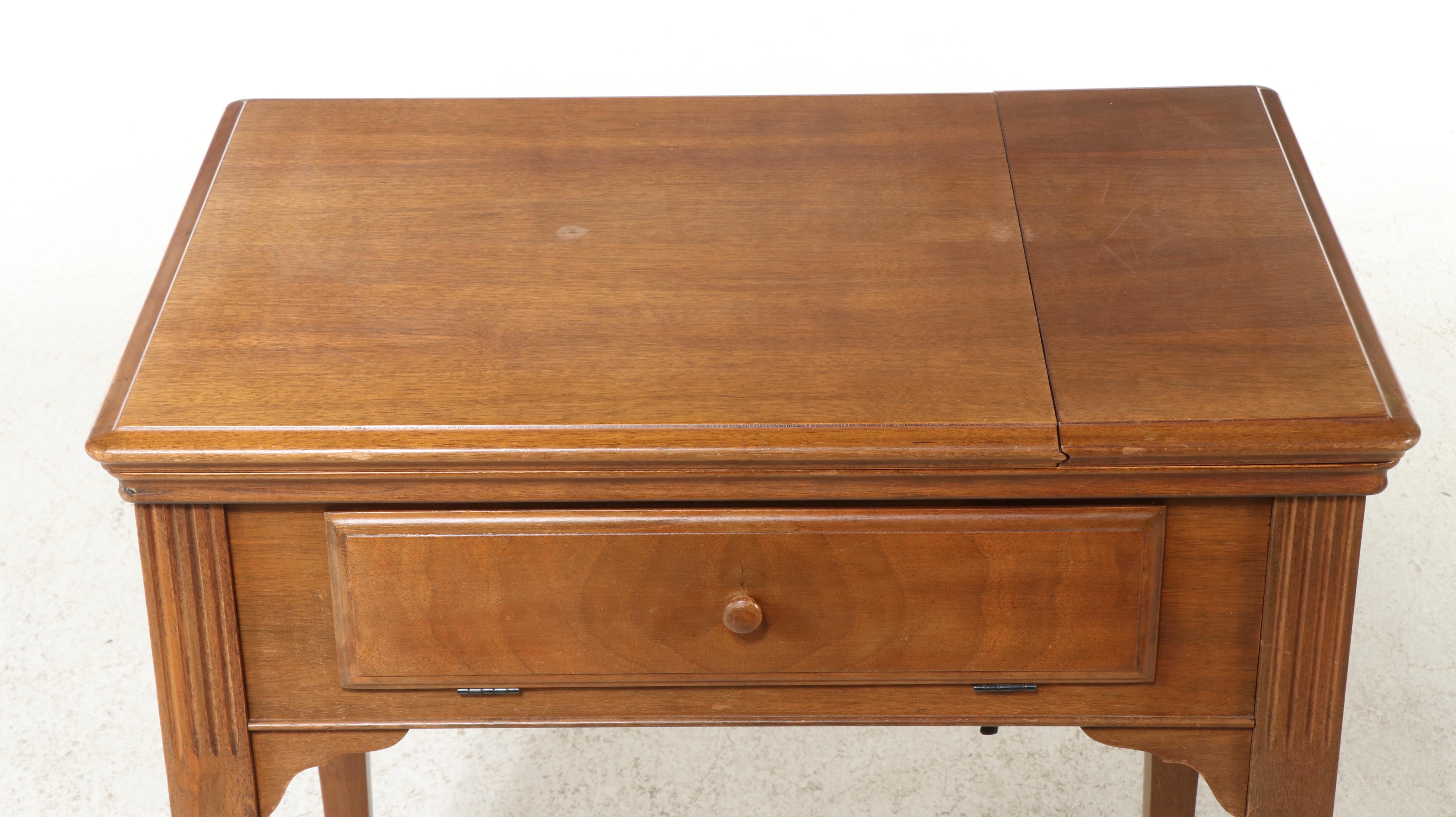 Singer Model 301 Sewing Machine with Sewing Table and Accesories