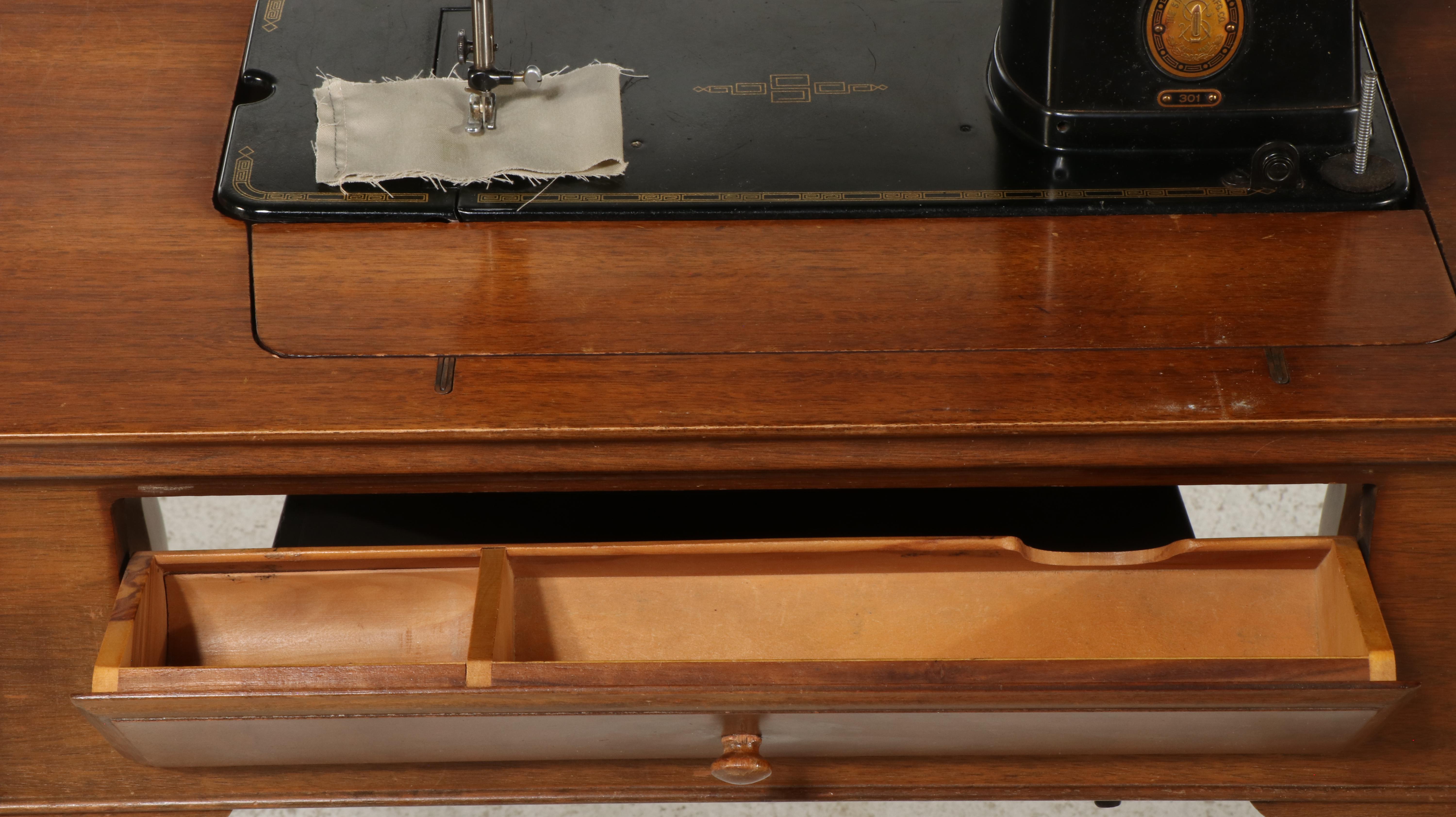 Singer Model 301 Sewing Machine with Sewing Table and Accesories