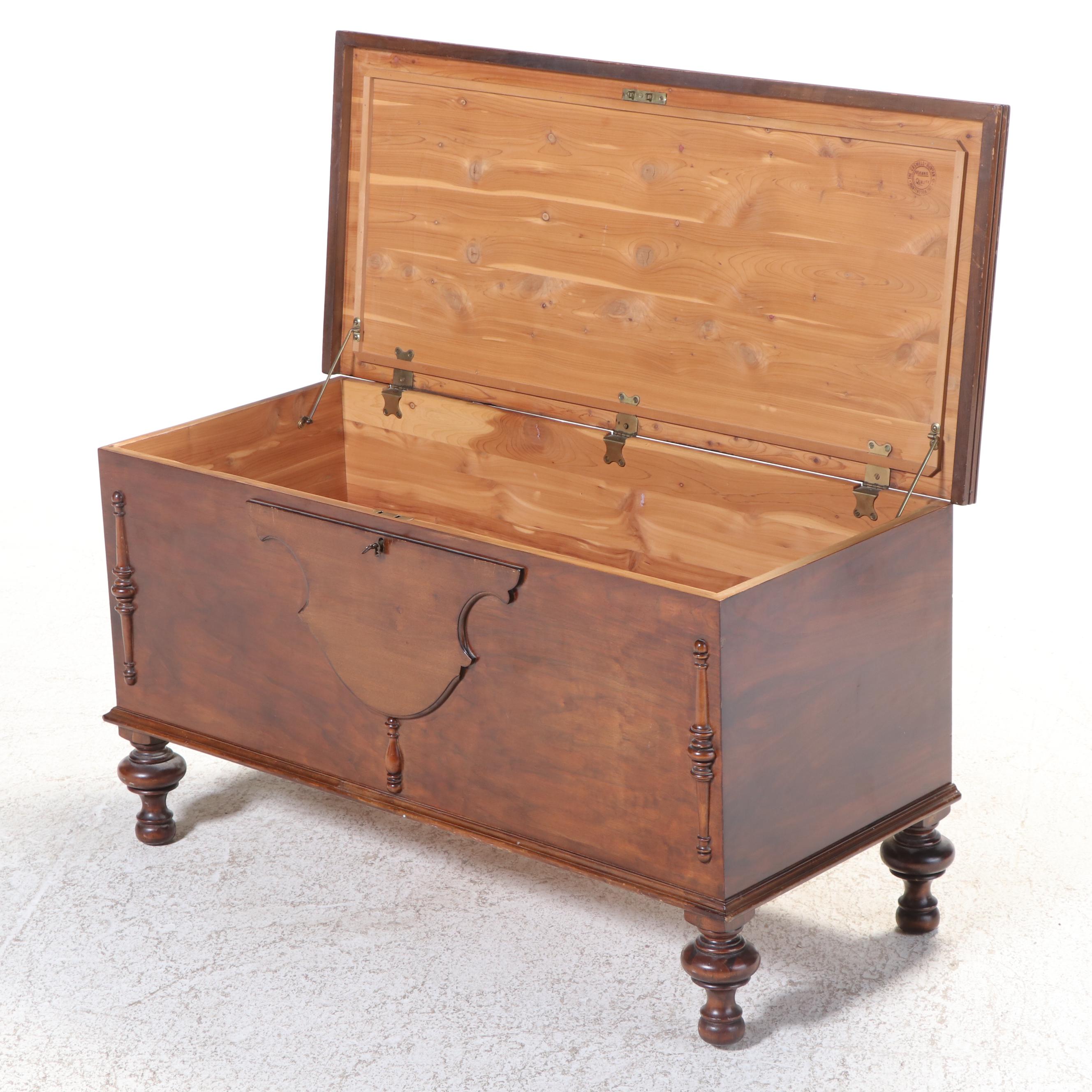 Caswell-Runyan Cedar Lined Blanket Chest, Mid-20th Century