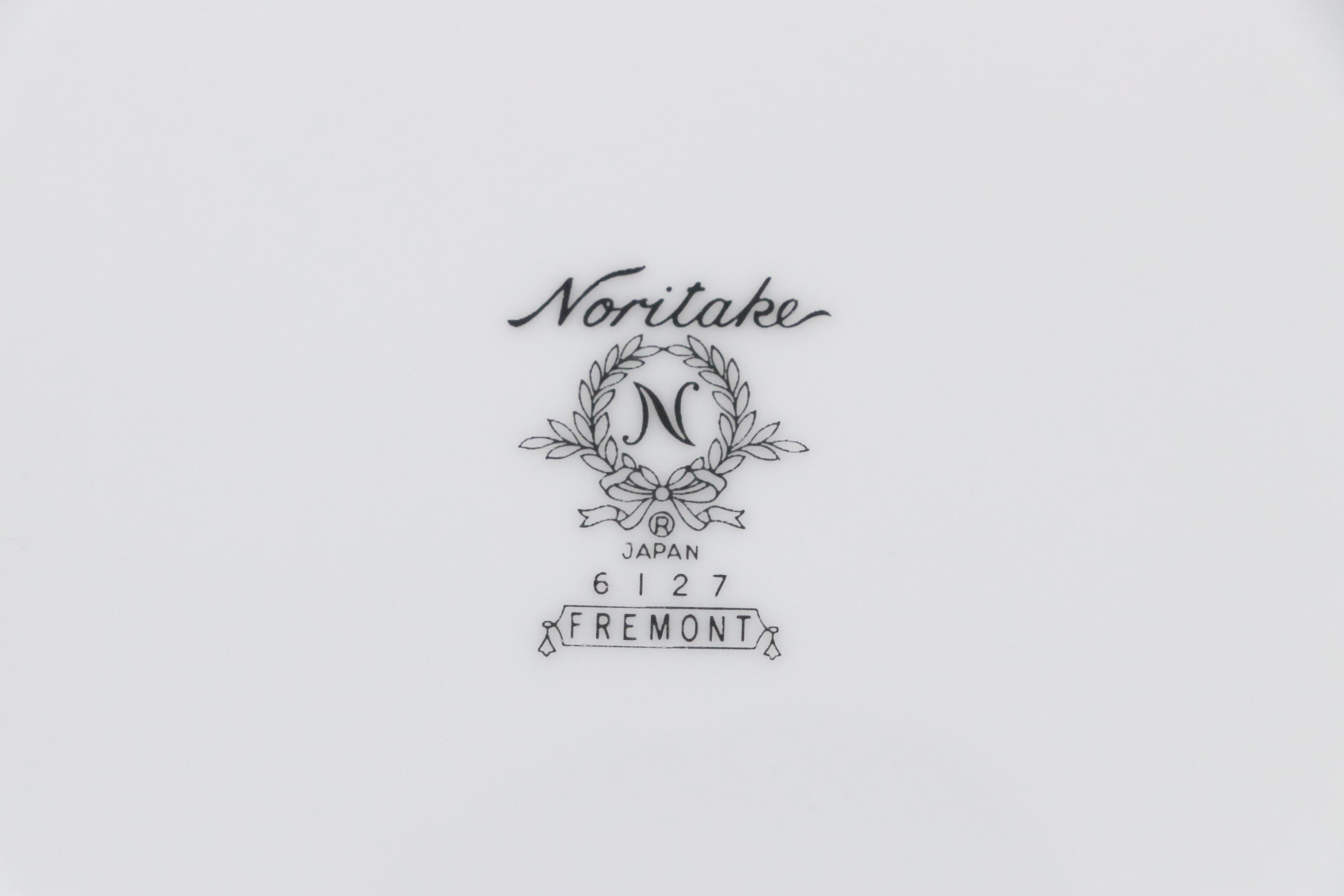 Noritake Porcelain Bowls with Godinger Silver Plate Baskets