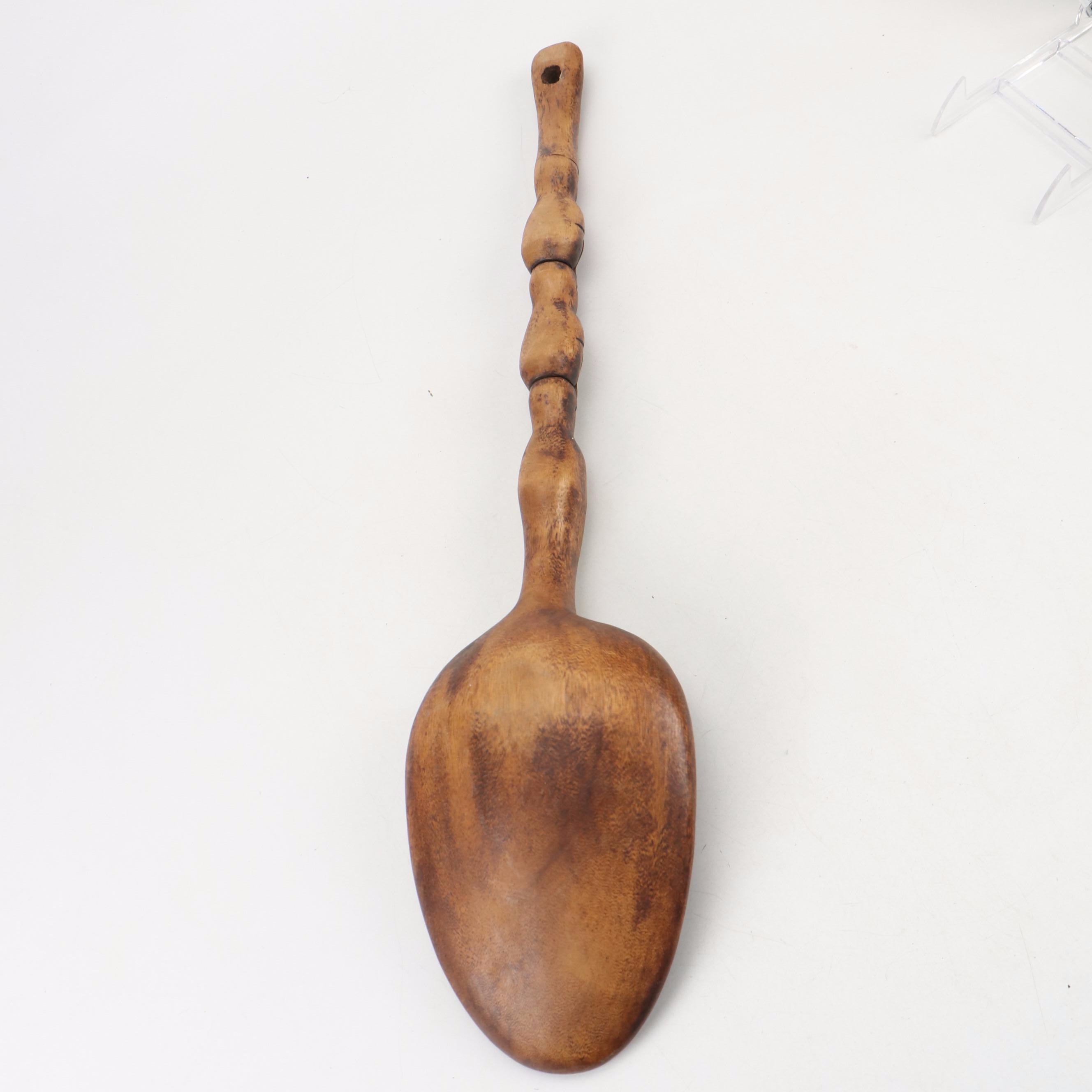 Kanney Stoneware "Spring Flower" Plates and Other Tableware and Decor