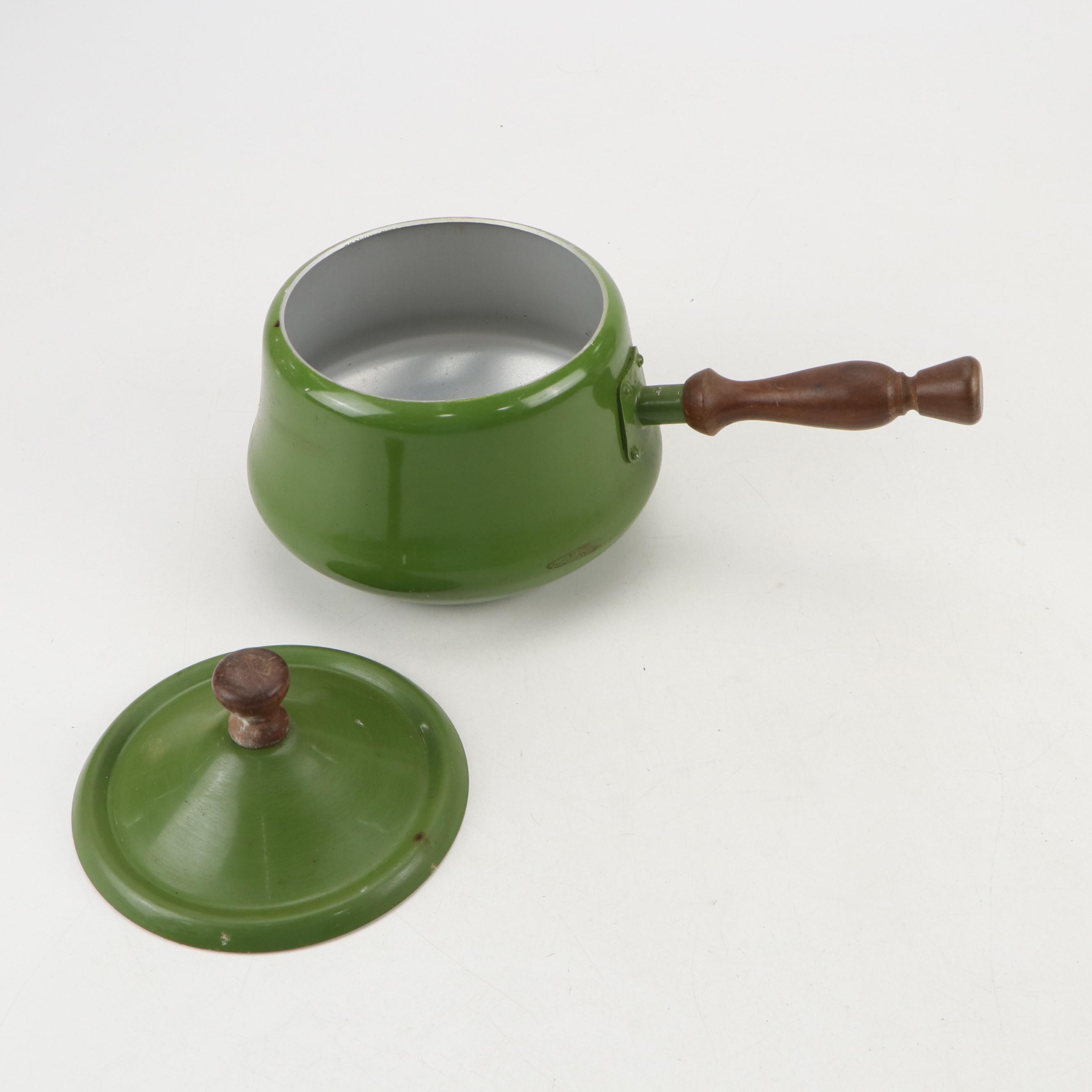 Kanney Stoneware "Spring Flower" Plates and Other Tableware and Decor