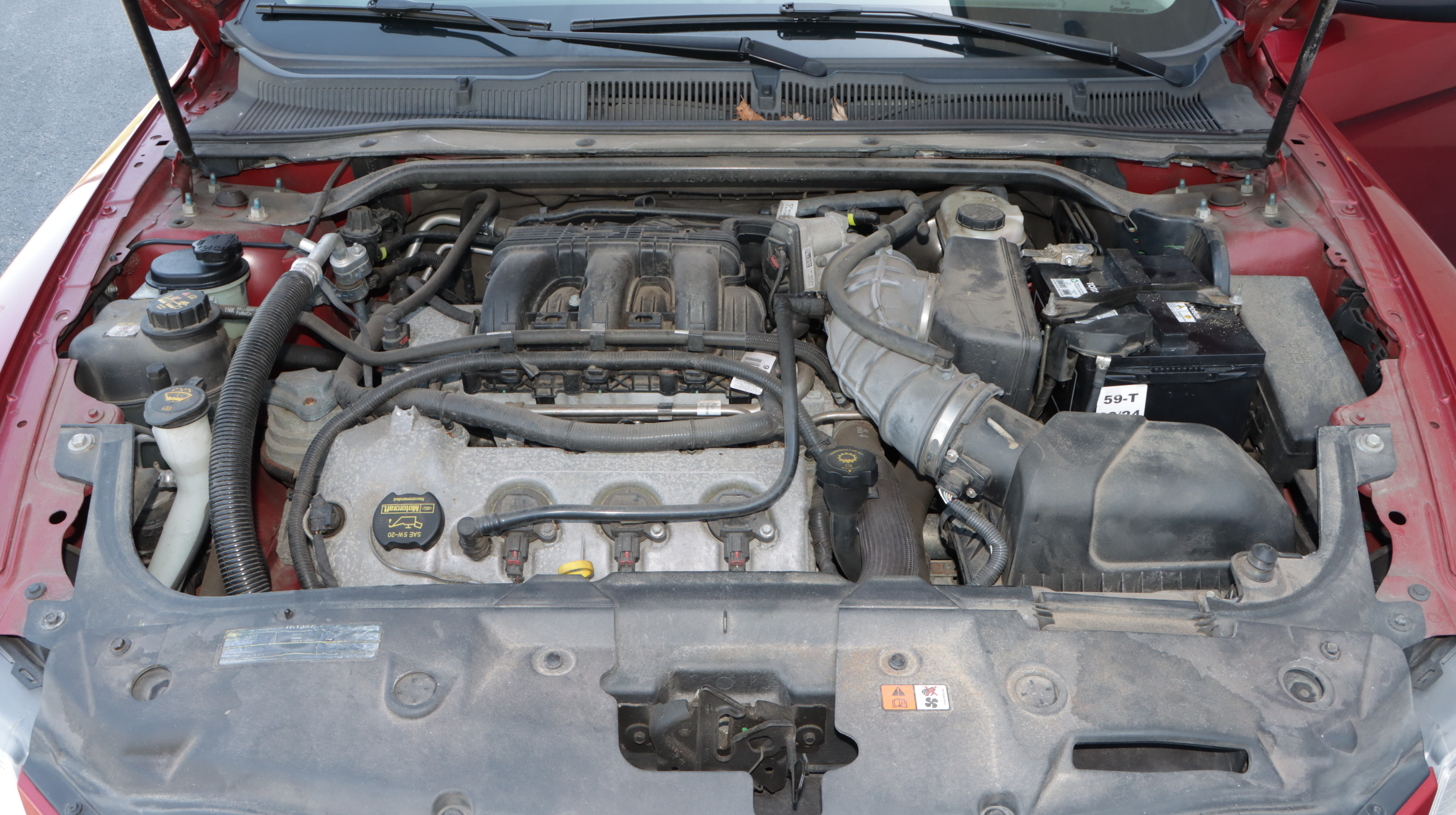 2010 Ford Taurus SEL Sedan